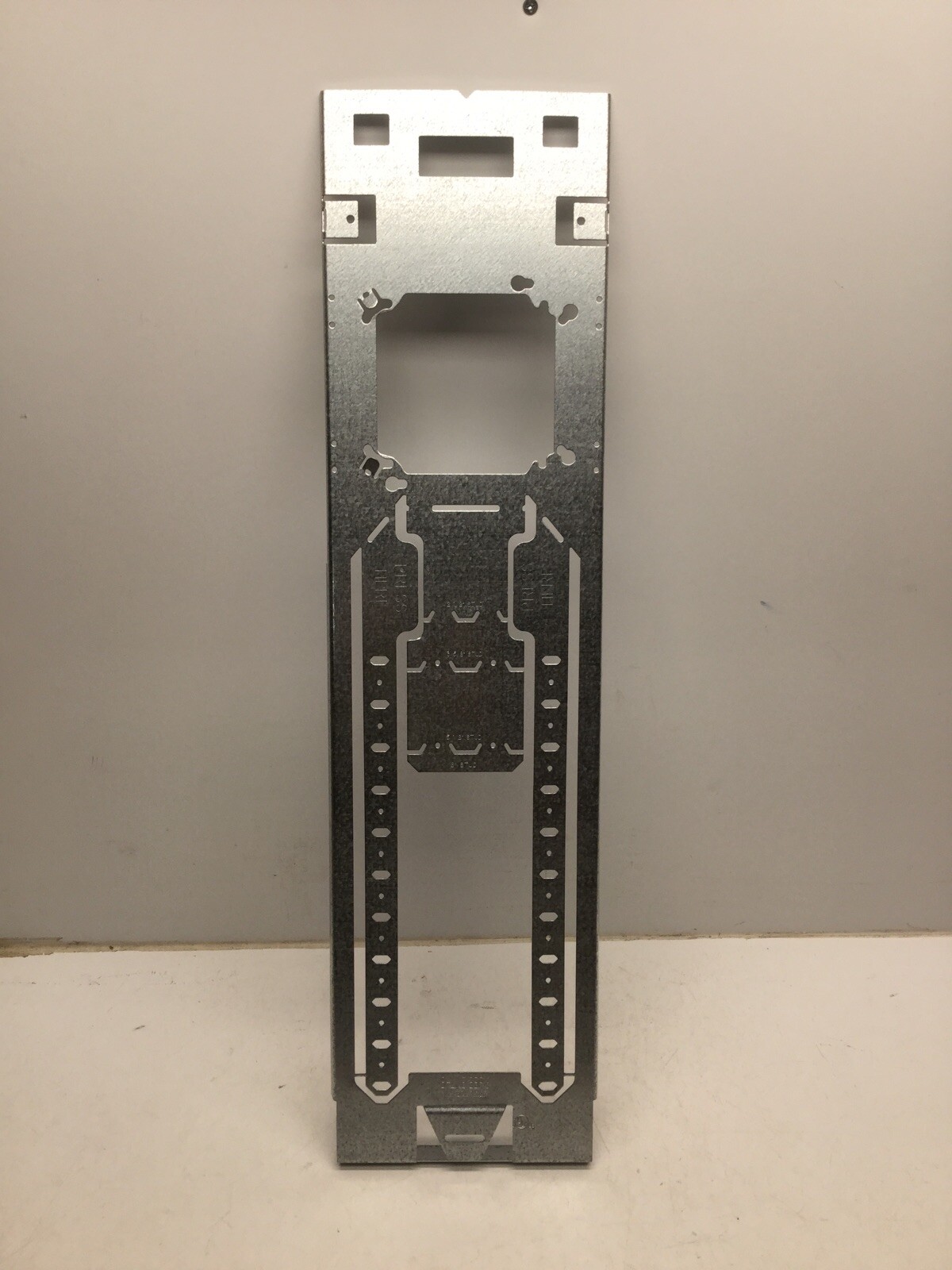 Eaton Electrical - BBF18 - Eaton B-Line BBF18 FLOOR-MOUNT BOX SUPPORT, 18” (5PK)