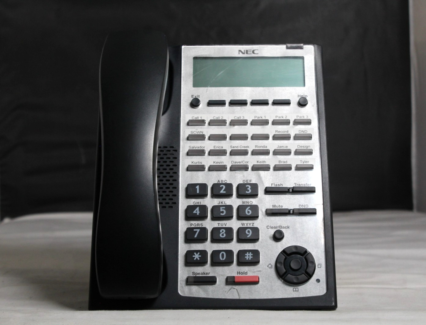 Lot of 5 NEC IP4WW-24TXH Office Phones w/ Handsets & Stands