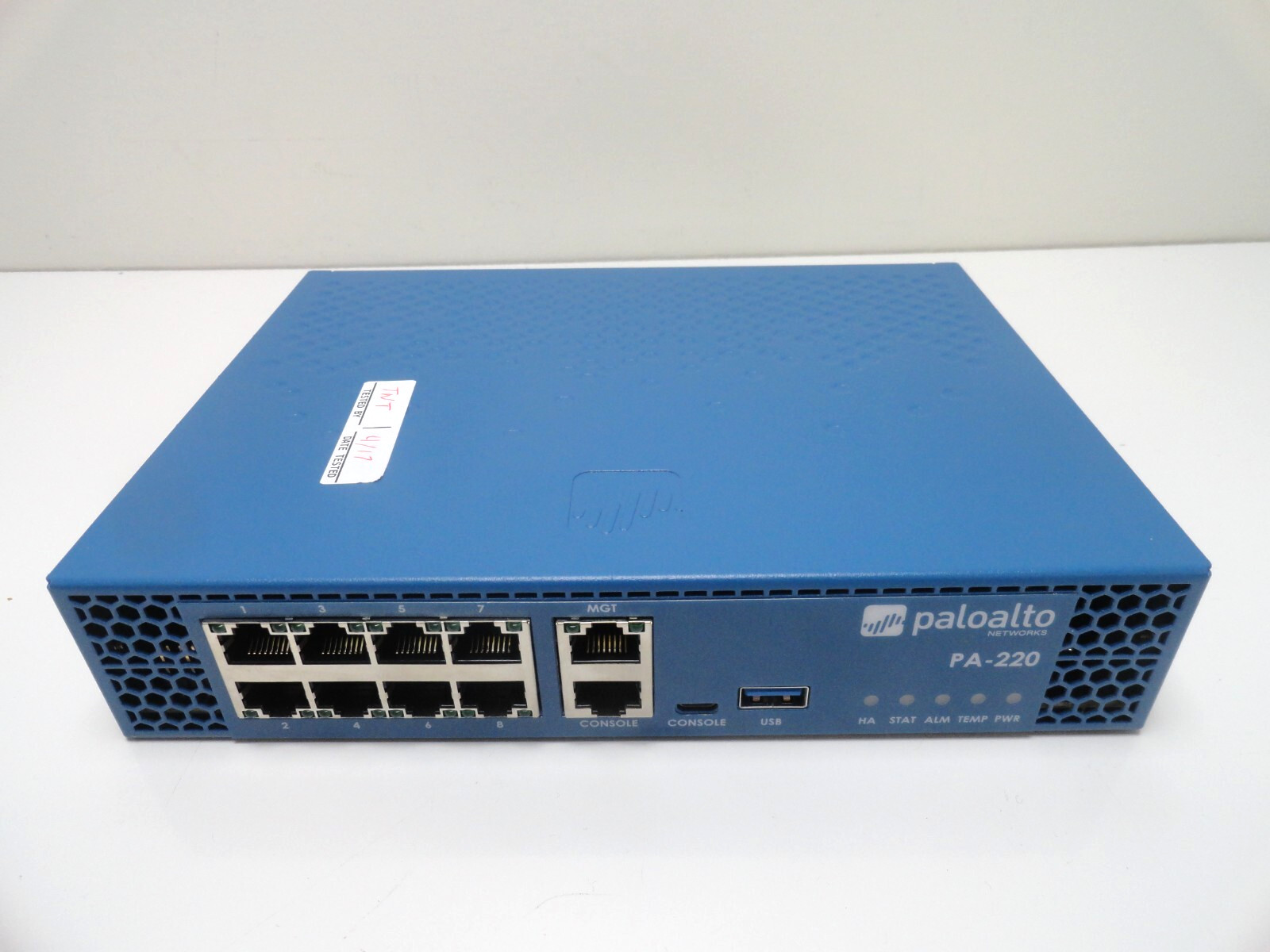 Palo Alto Networks Enterprise Blue Firewall PA-220 w/ Adapter