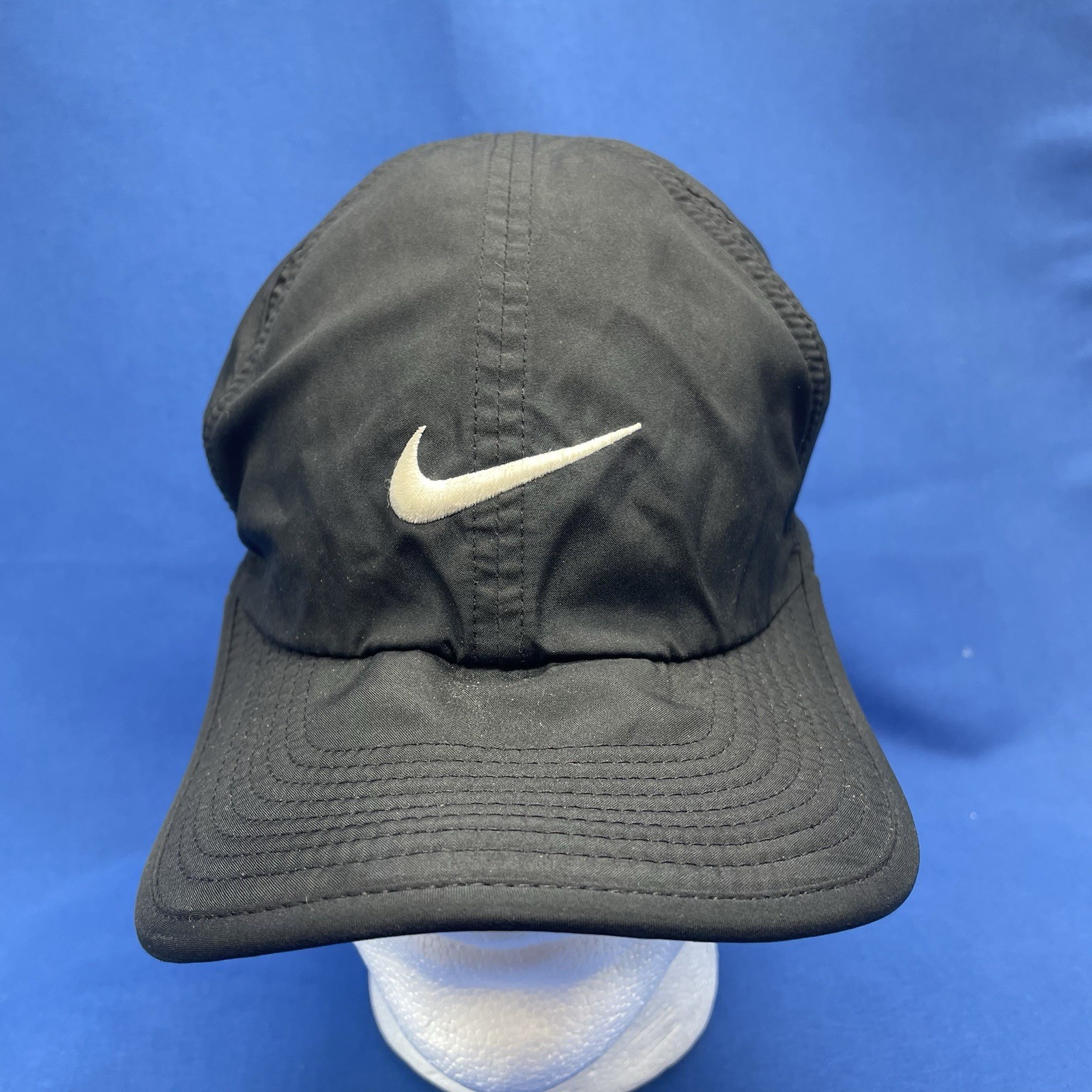 Nike Dri-Fit Hat Black Featherlight 6 Panel Vented Running Strapback Cap