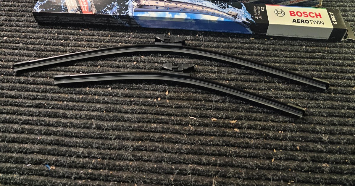 (QTY 2) BOSCH AeroTwin 24" & 18" Wiper Blades Driver & Passenger Side