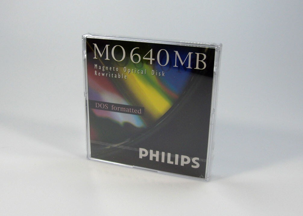 1x Unopened philips 3.5inch 640MB Rewritable MO Disk / DOS formatting