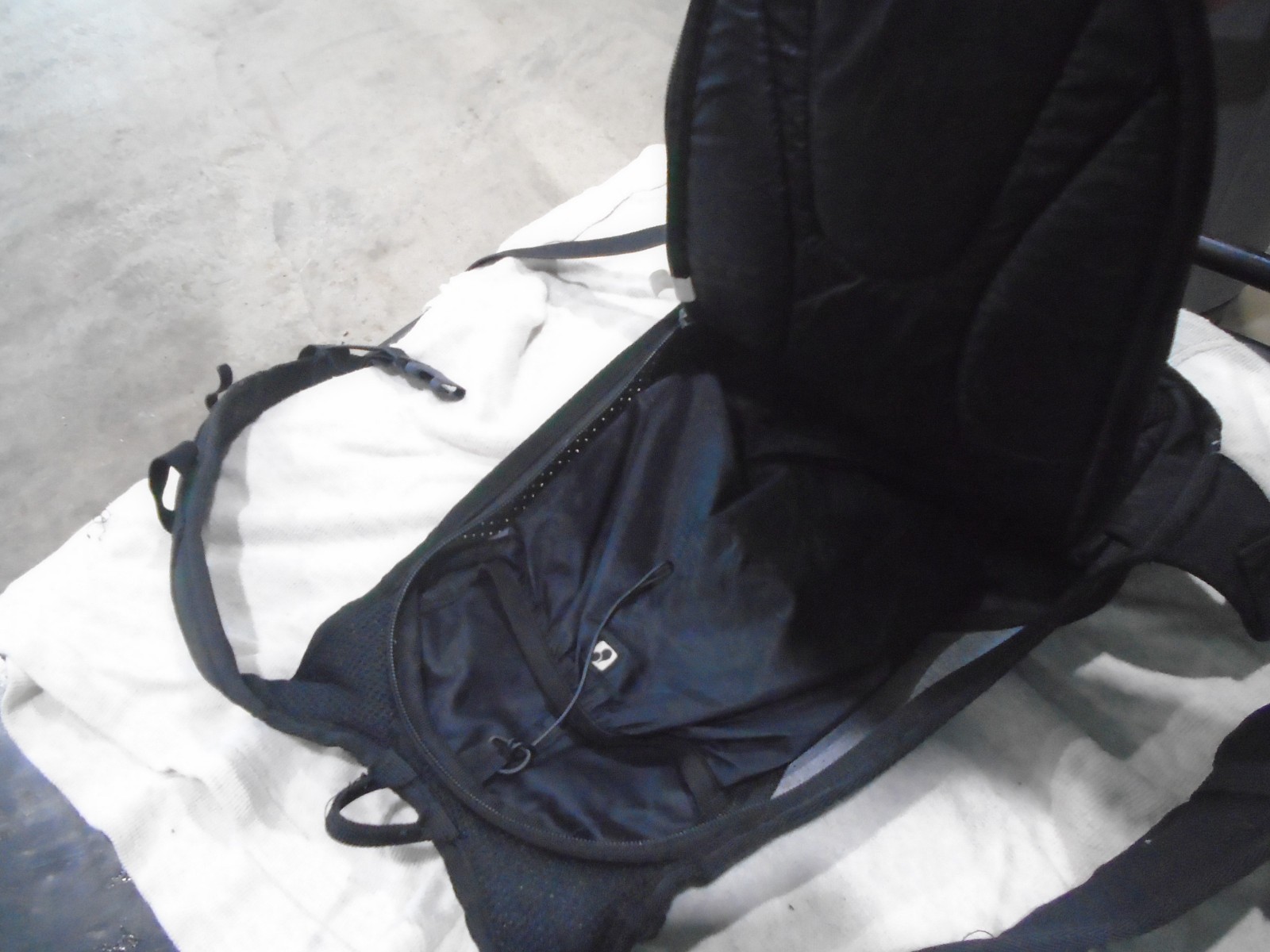 Ogio Hydration Backpack 2 Liters MX