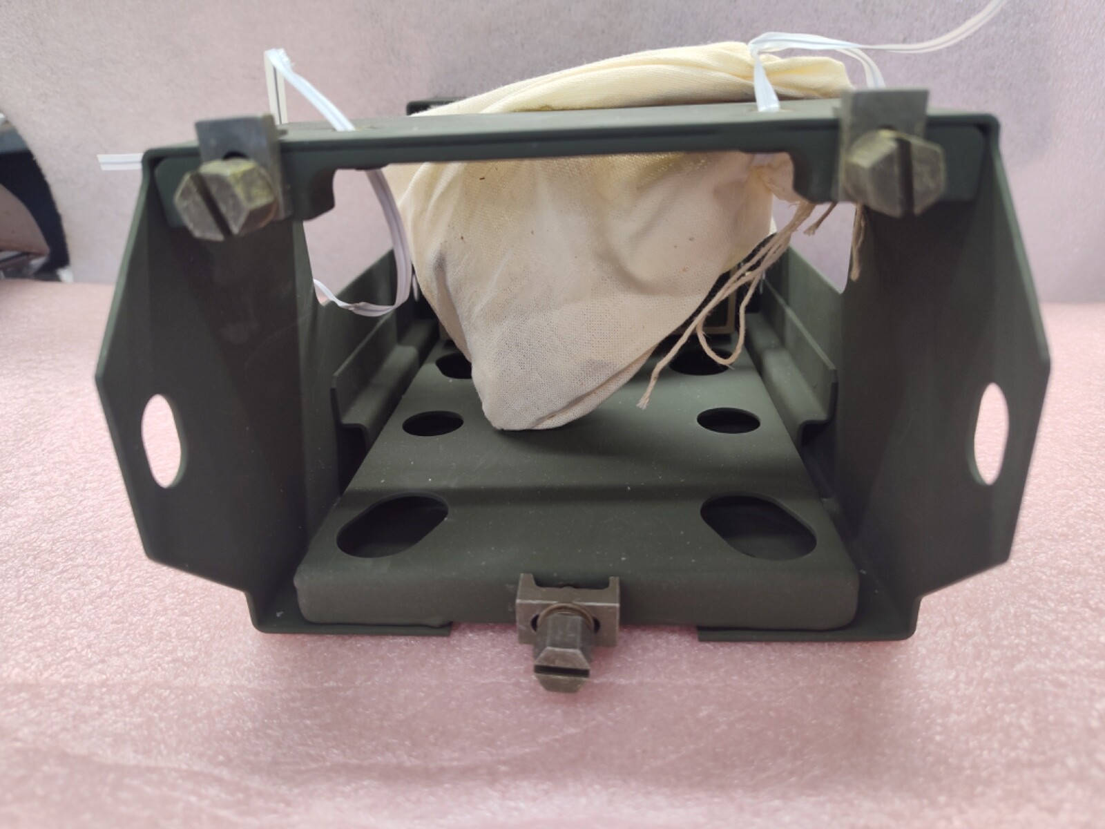 MX-2499/VRC  KY-57   INSTALLATION  KIT   UNISSUED COND.    free shipping