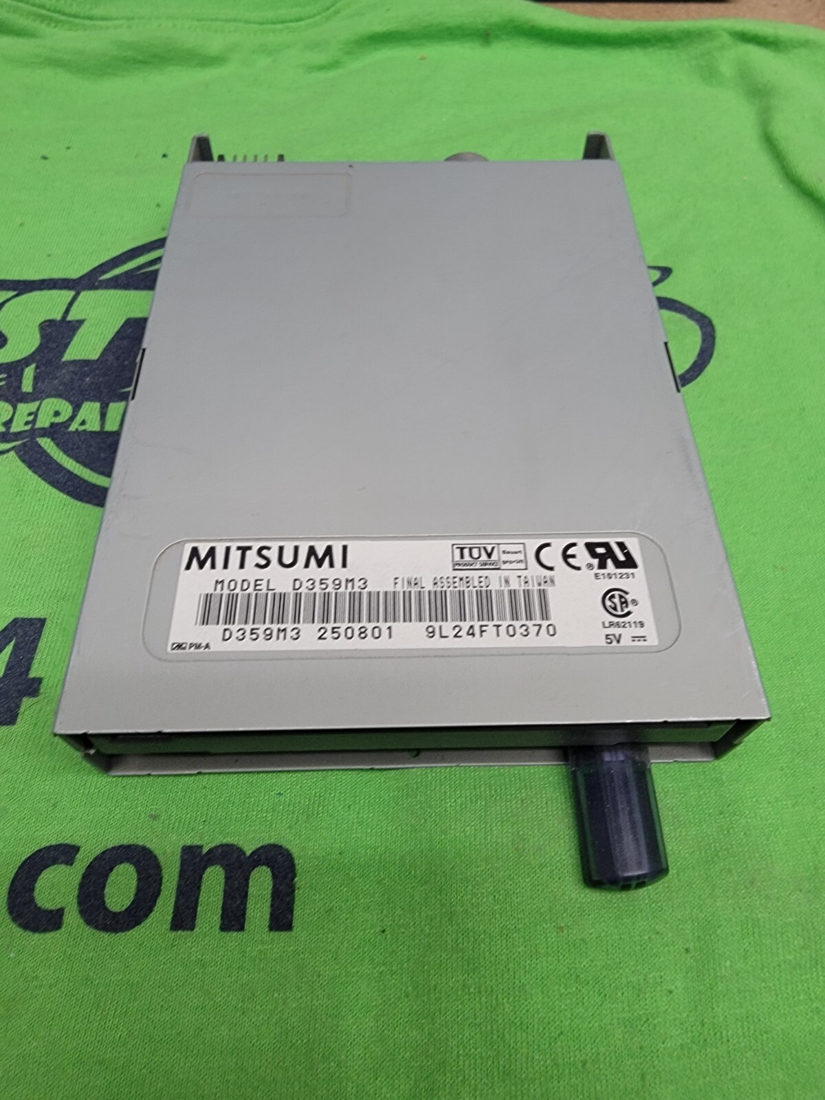MITSUMI 3.5 1.44MB Floppy Drive D359M3 - No Bezel - HP Power Button