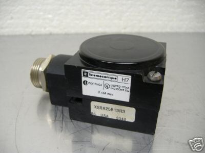 TELEMECANIQUE XSBA25513R3 PROXIMITY SWITCH  NEW CONDITION IN BOX