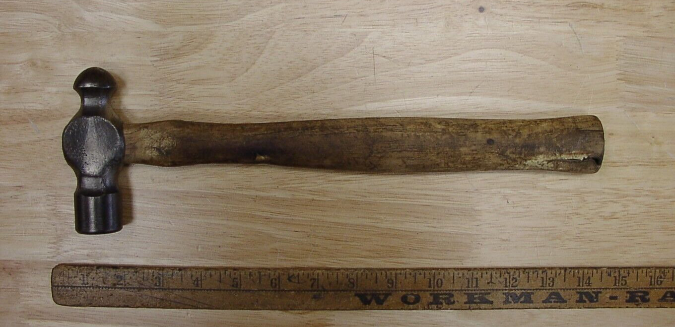 Old Used Tools,Vintage Unbranded Ball Peen Hammer,1lb.5.4 oz,VGC Steel