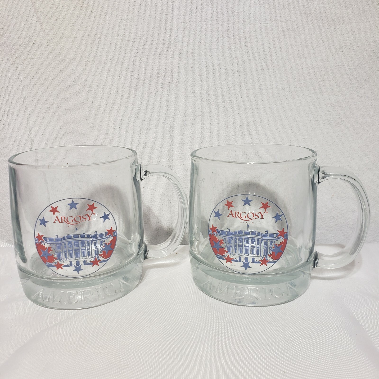 Argosy Alton White House United States of America clear glass coffee mugs 2 cups