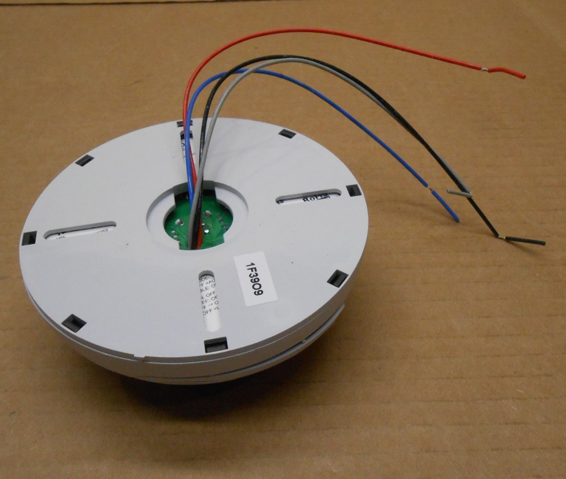 NEW PHILIPS LRM225500 LOW VOLTAGE OCCUPANCY SENSOR CEILING 2000 SQ FT 24VDC