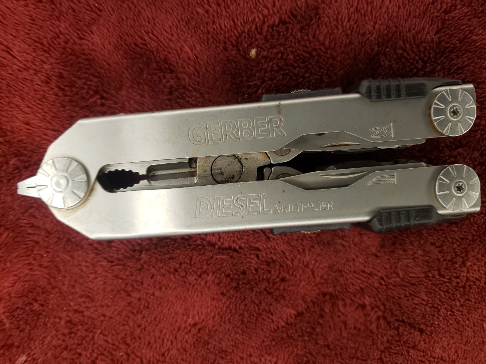 🔪🔪🔪 Gerber Diesel Multi-Tool knife pliers s