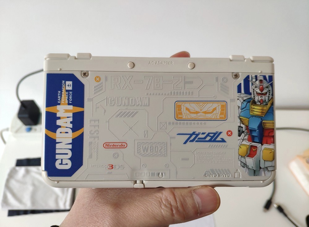 Gundam RX-78-2 Themed Replacement Front & Back Plates for Nintendo New 3DS shell