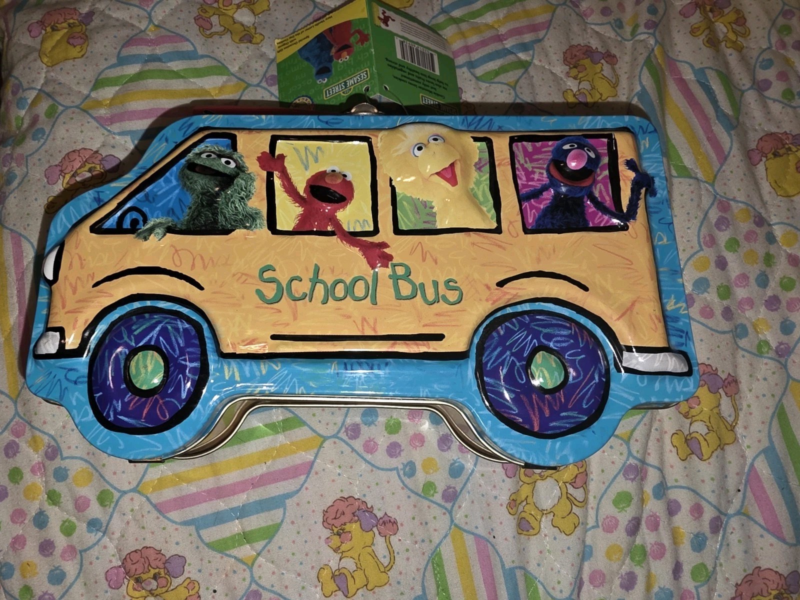 2005 Sesame Street School Bus Tin Oscar, Big Bird, Elmo, Grover, Cookie Monster,