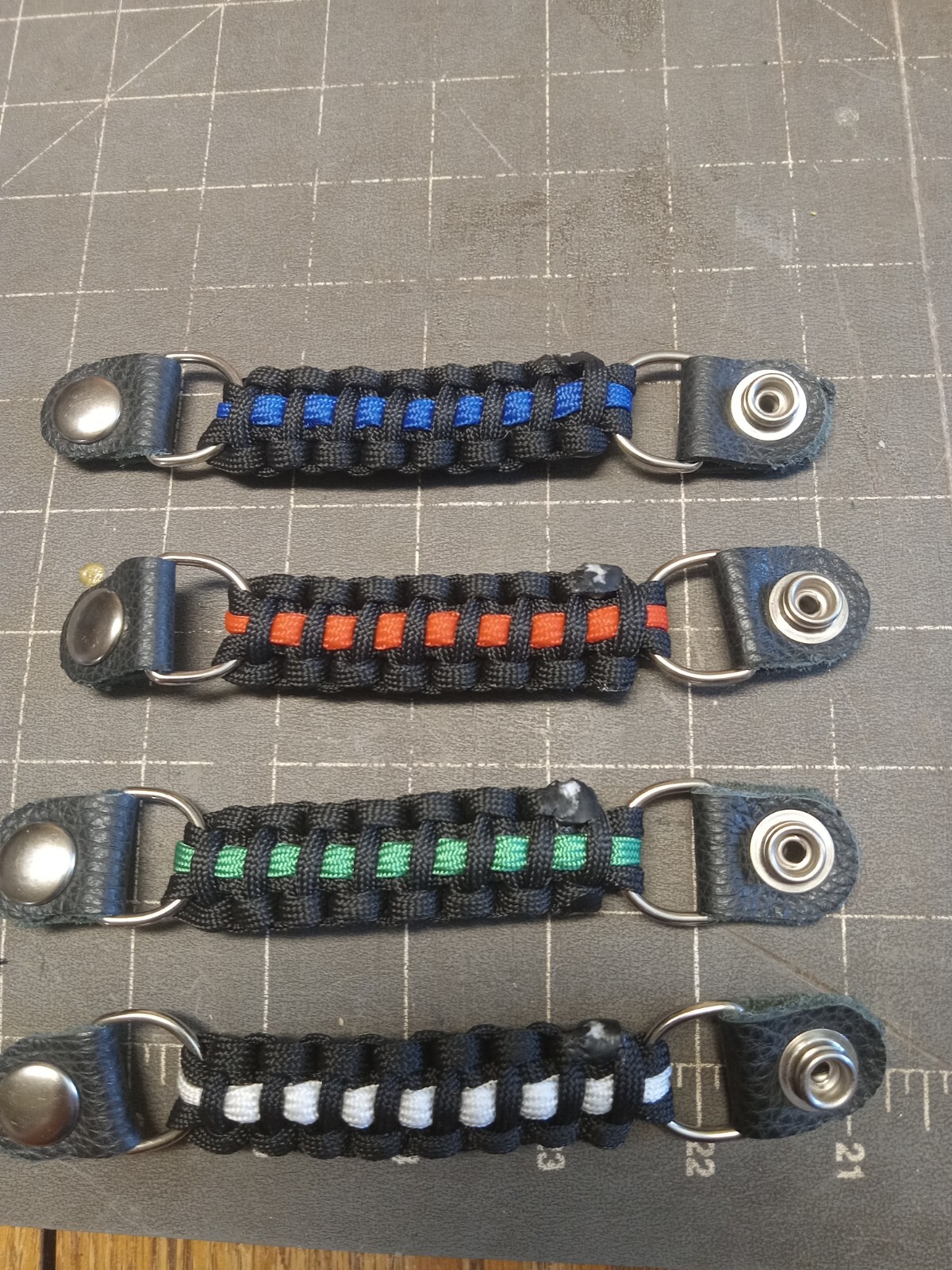 Vest extenders paracord POLICE/FIREFIGHTER/MILITARY/EMS SUPPORT Thin line