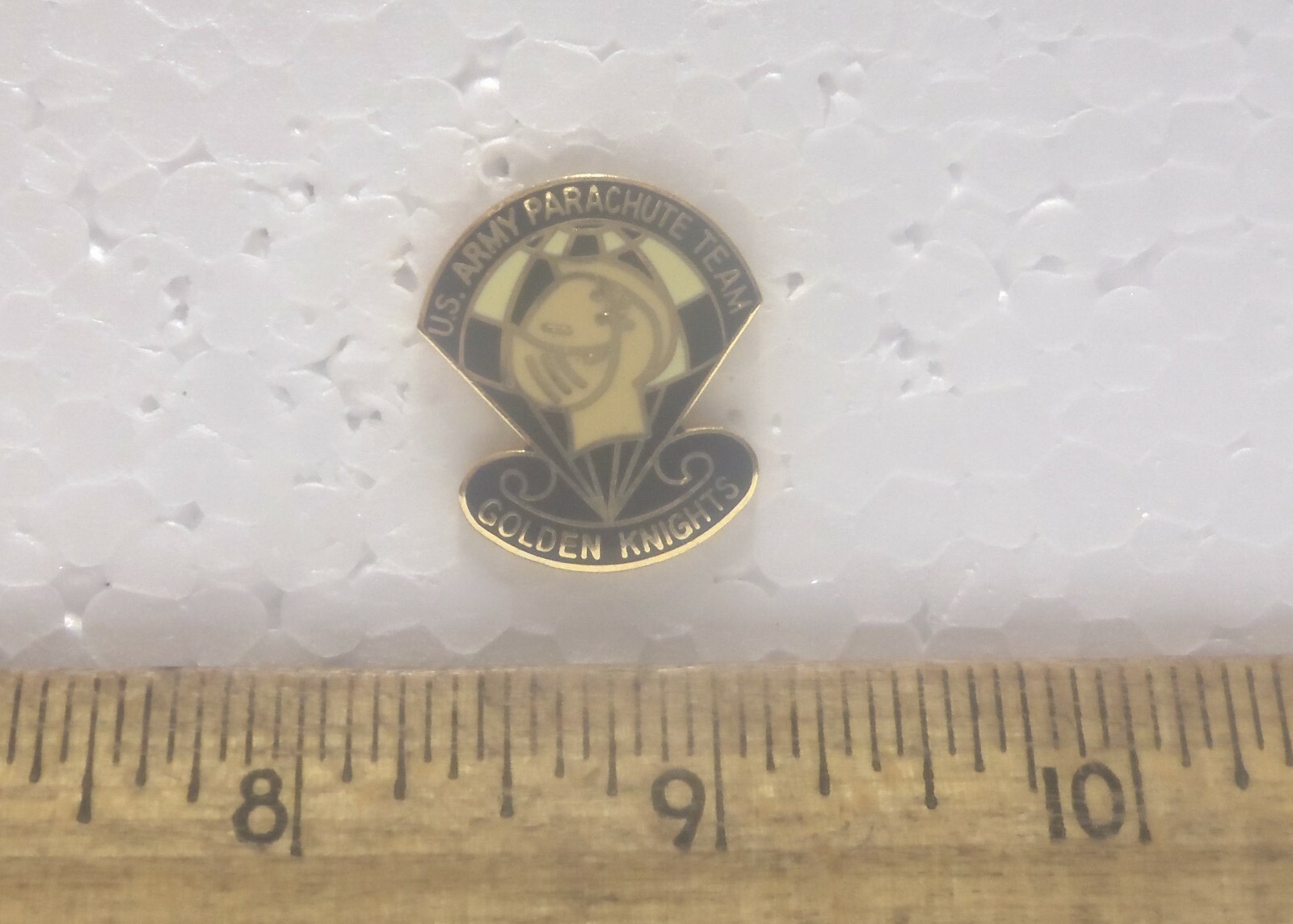 U.S. Army - Parachute Team - Golden Knights Pin
