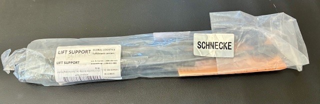 SCHNECKE /  Lift Support PAIR / Model YZ-58-658691 / 58-658691 / BRAND NEW!