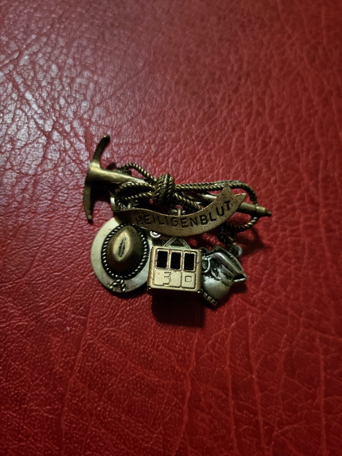 Pin Hatpin Hiking Pin Brooch Holy Blood,,