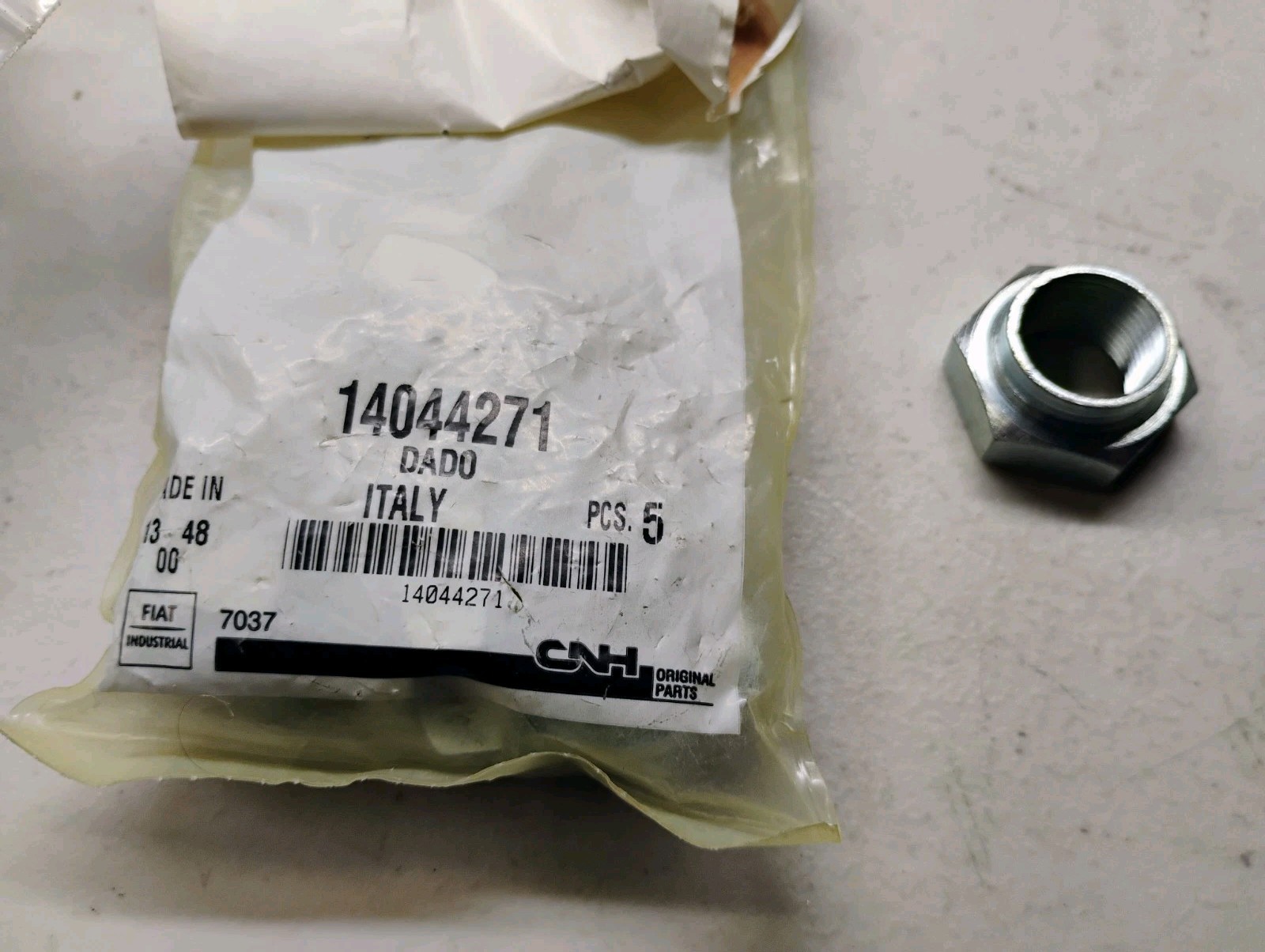 Genuine Case New Holland CNH 14044271 Nut - Lot of 5