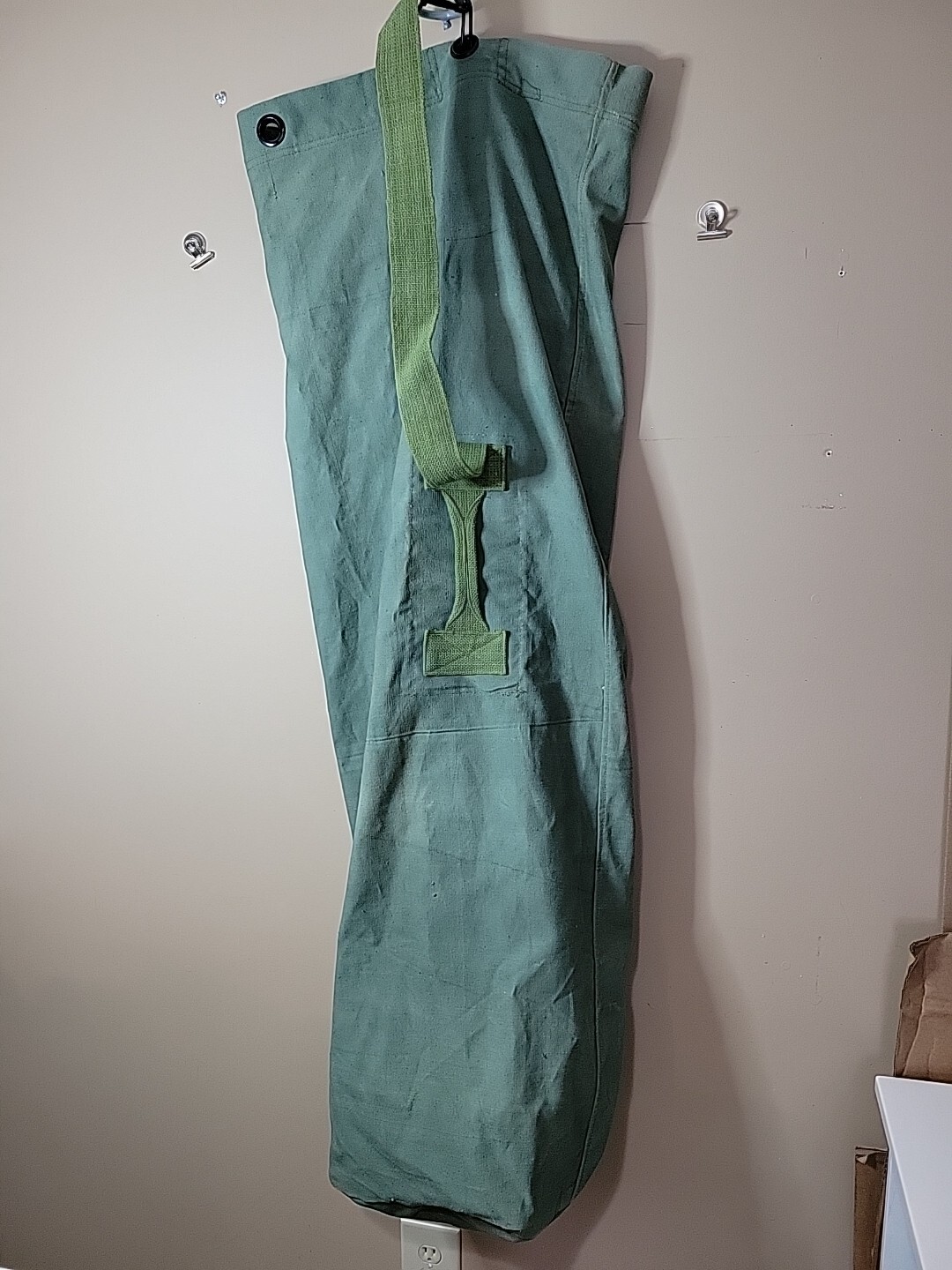GREEN Top Load Military Style Canvas Duffle Bag Seabag SIZE 18X 52,strap/handle