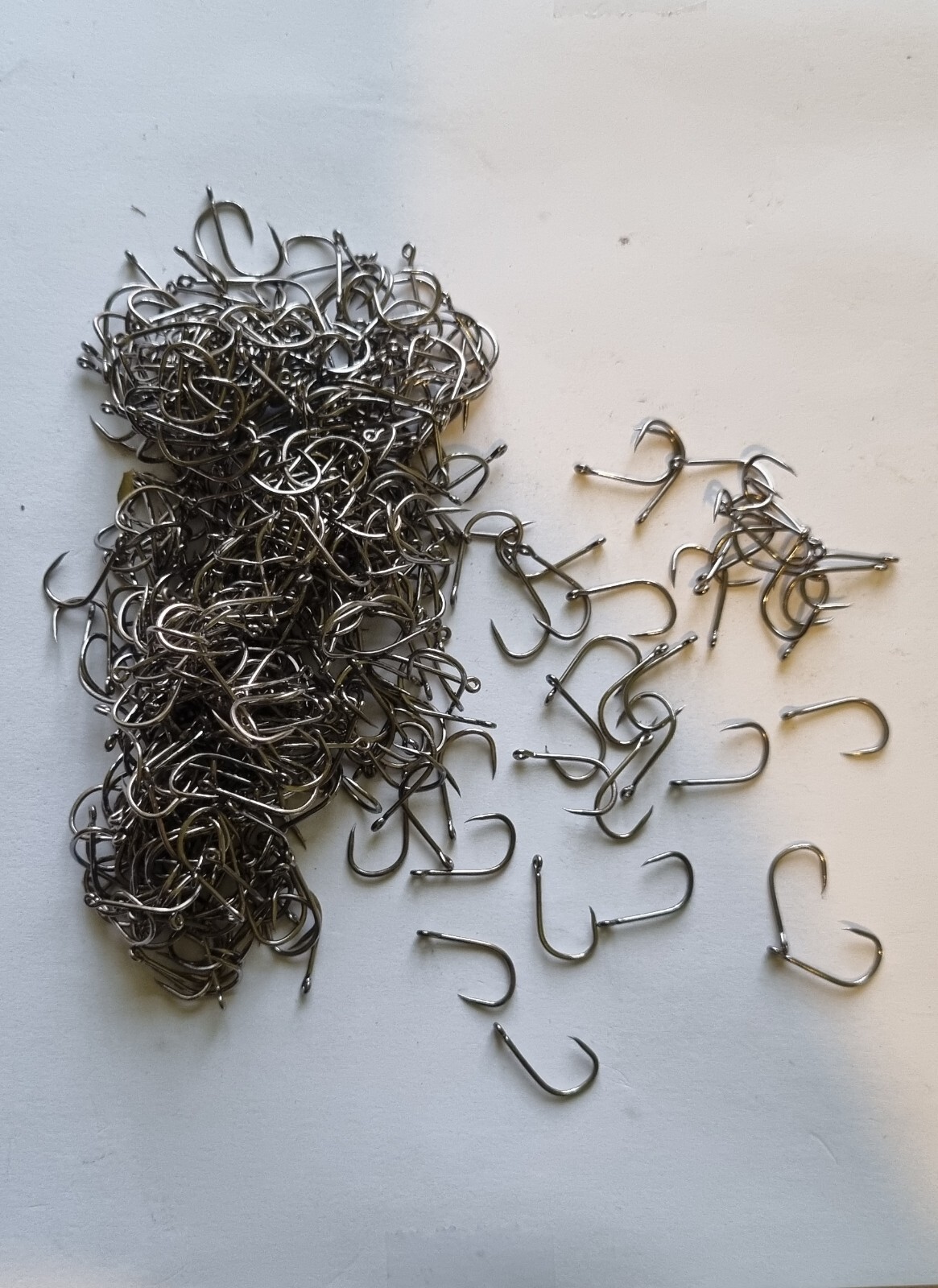 25 SIZE #8  BARBLESS hooks  carp river sea fishing