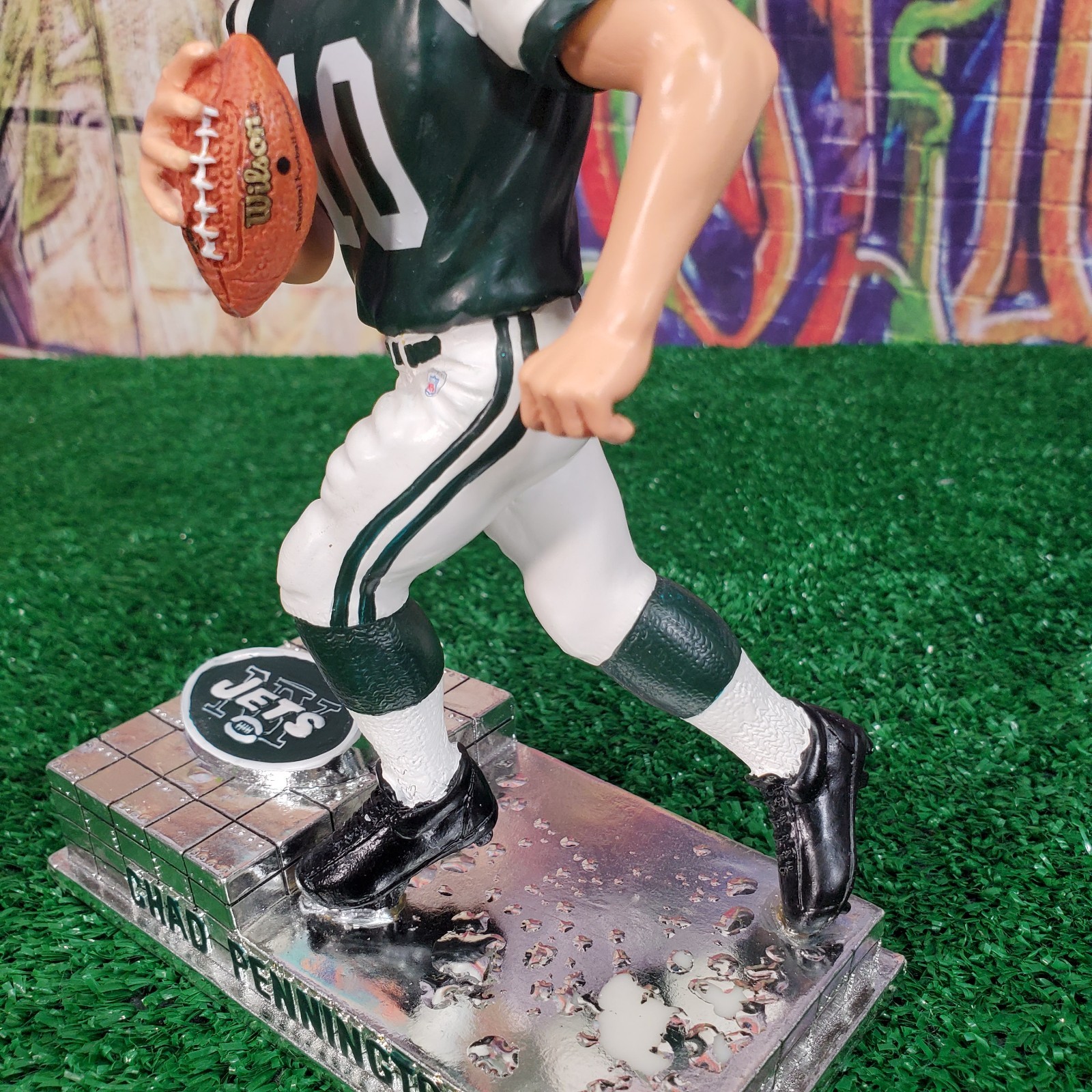 Chad Pennington NFL Bobblehead Player Platinum Series #/2005