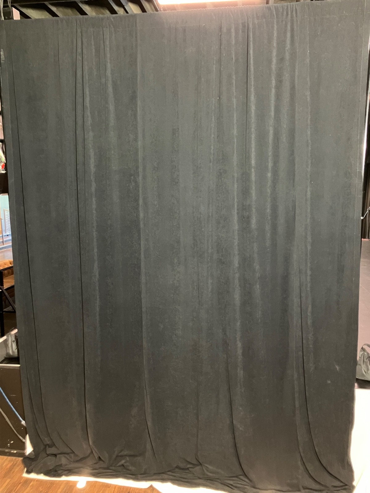 Used Pipe and Drape (drape only)