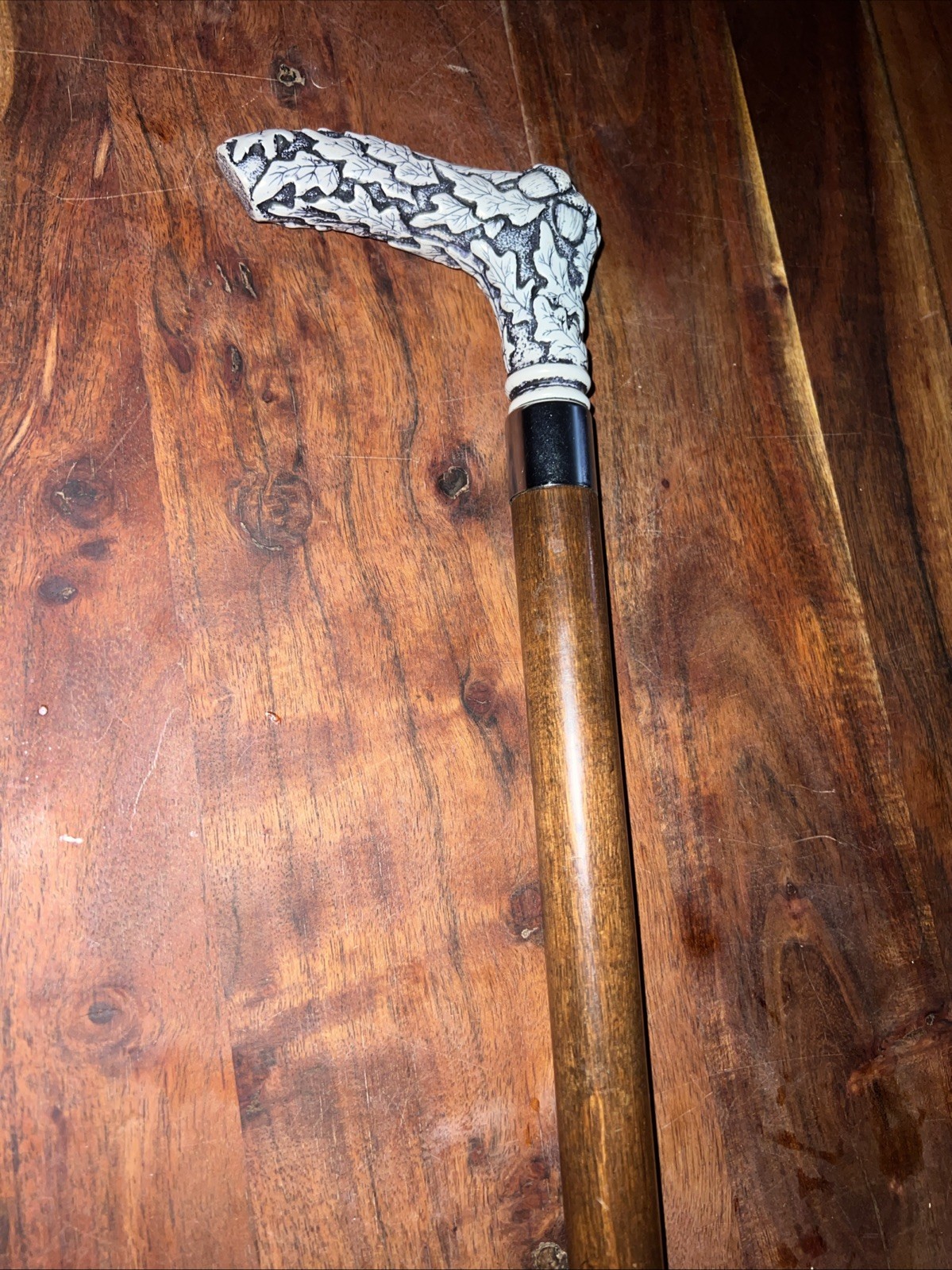 CARVED RESIN ACORN SCRIMSHAW HANDLE on WALNUT SHAFT-WOODEN WALKING CANE 32”