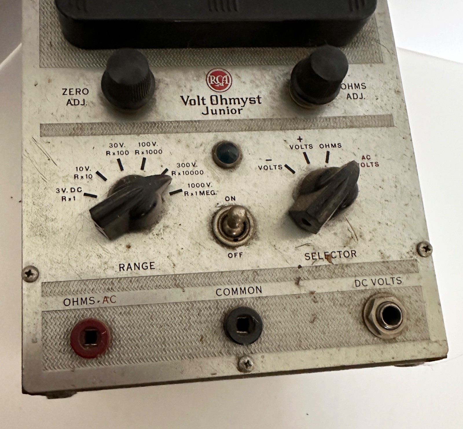 Vintage RCA Volt Ohmyst Junior Untested