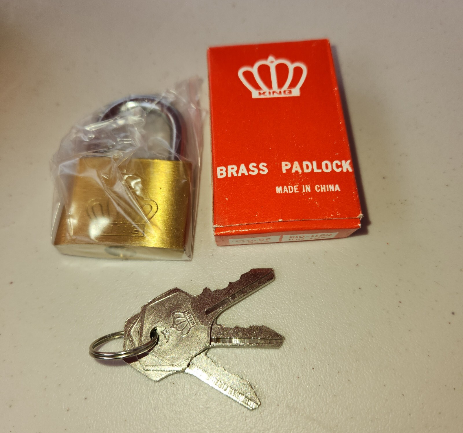 NOS King Crown Solid Brass Padlock 1-3/8"  35MM w/ Keys & Box # 0511-015