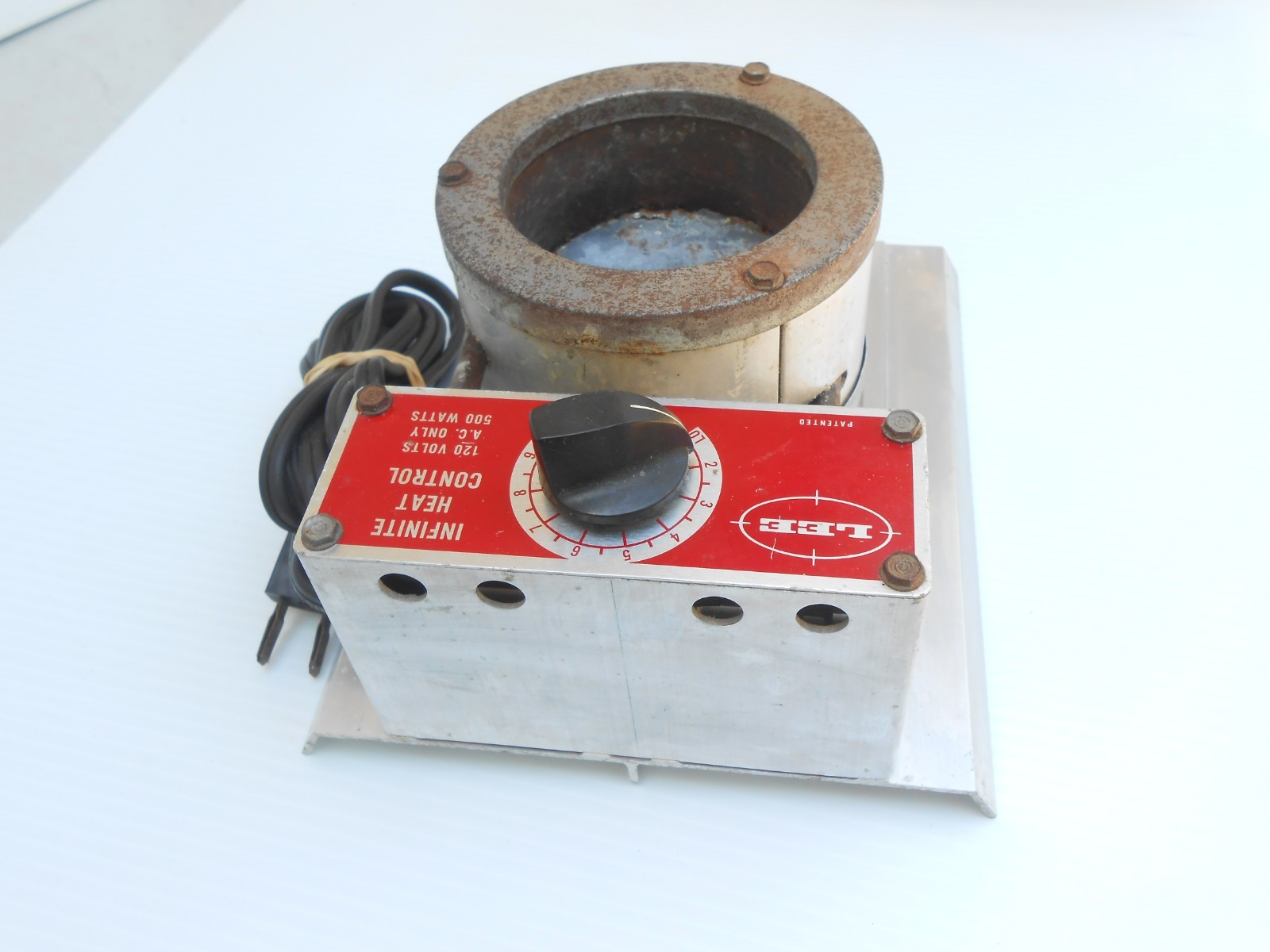 LEE PRECISION MELTER INFINITE HEAT CONTROL ELECTRIC METAL MELTER