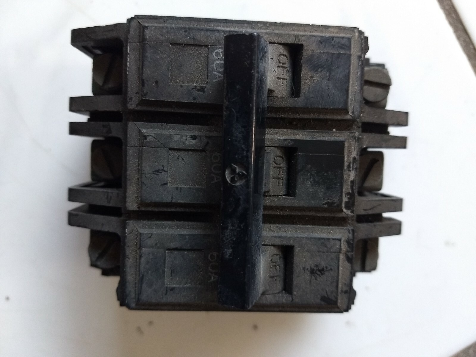 Mitsubishi 60a Circuit Breaker Used