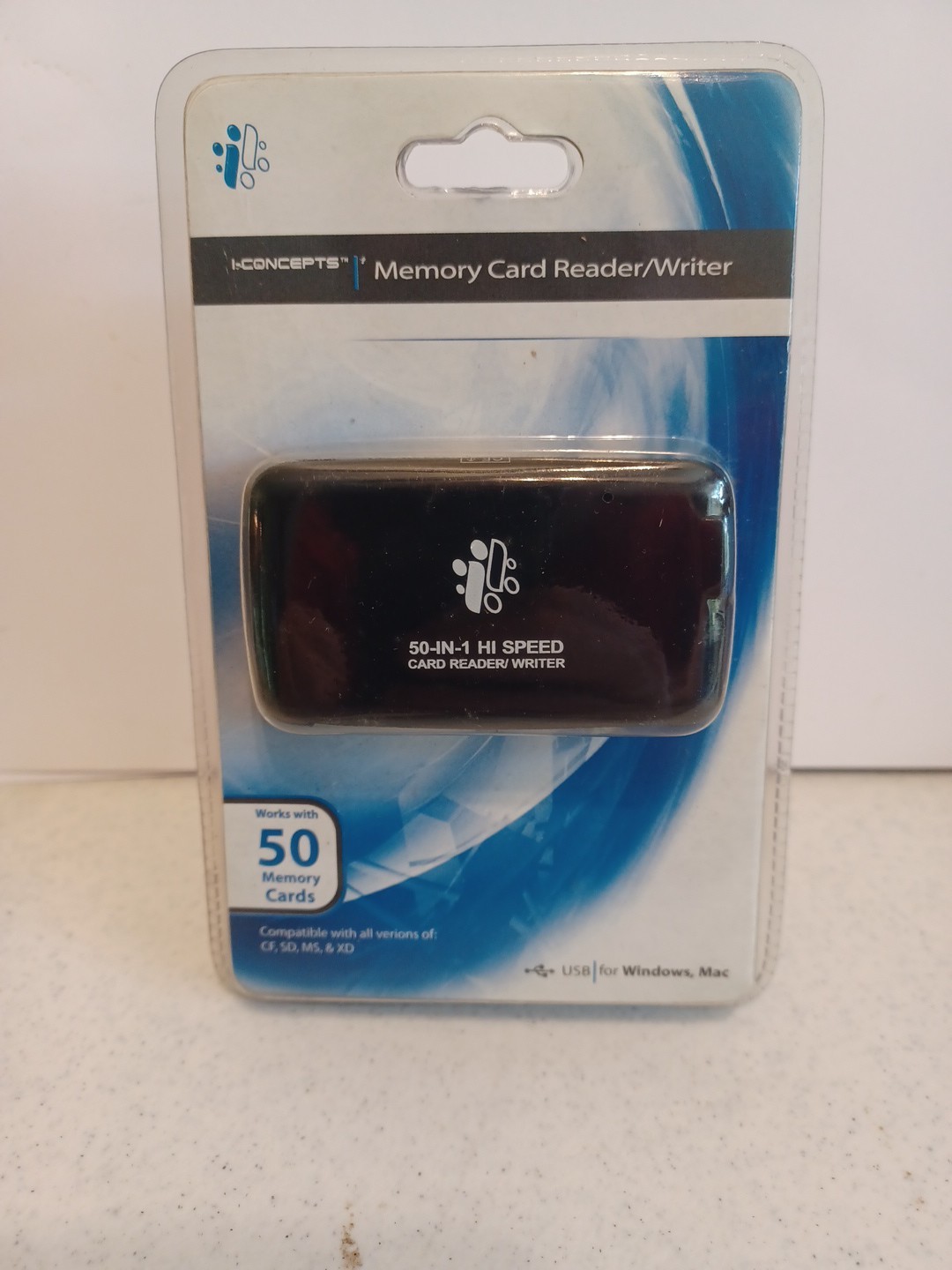 Memory Card Reader USB i-concepts Works with 50 Plus Memory Cards SD, MS, CF, XD