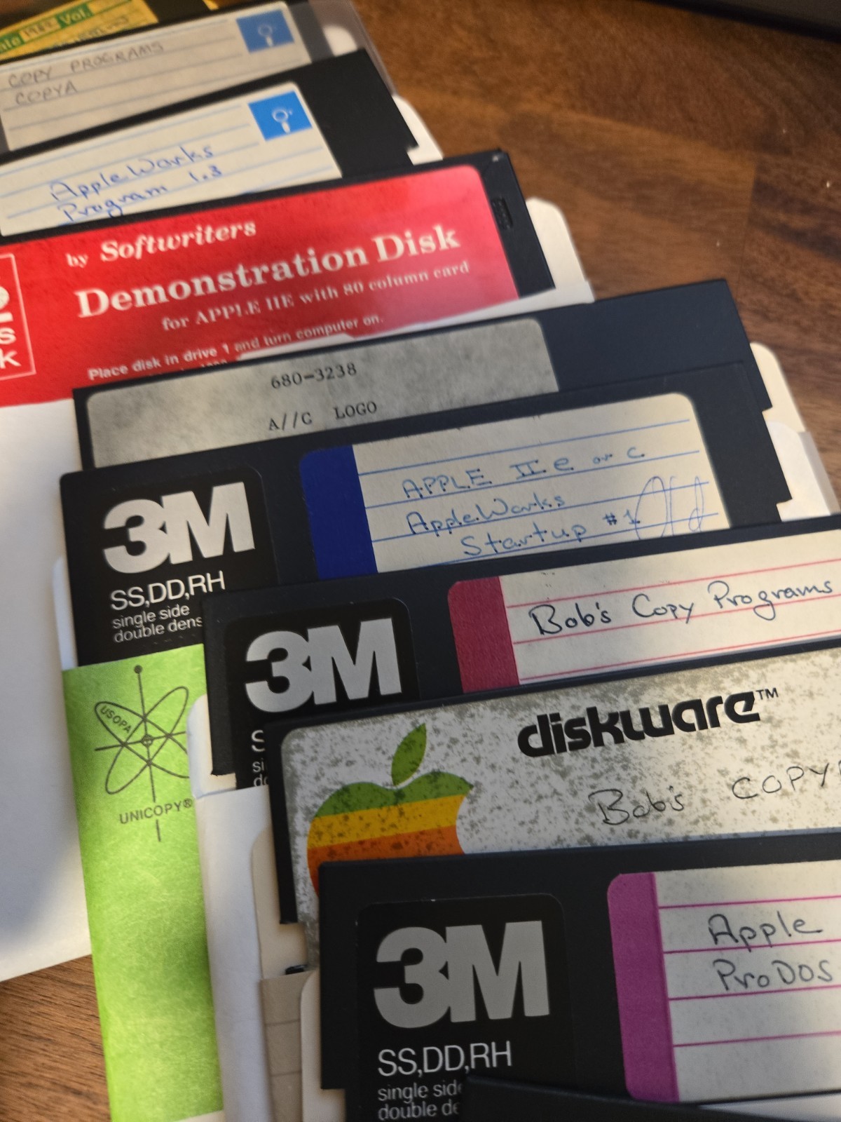 5.25 Floppy Disk Lot of 10 Mixed Apple/Mac software and utilities - Untested