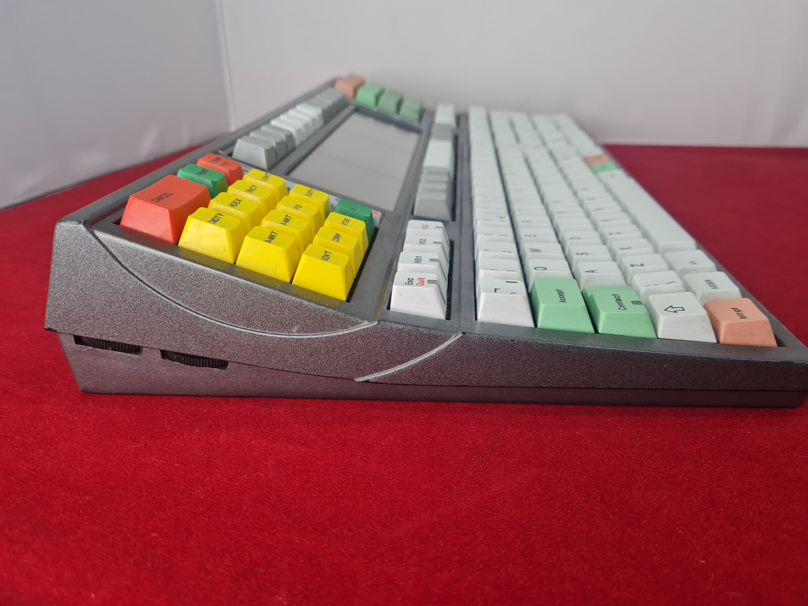 GMK/Wey Technology Trading Keyboard MK06 PCB Cherry MX? switches