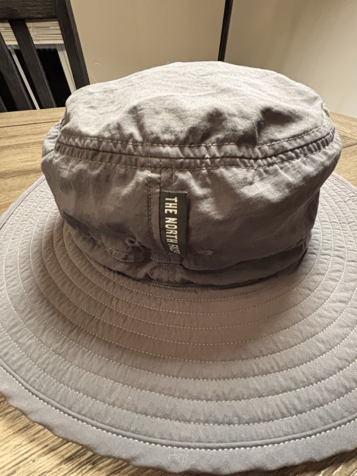 The North Face Gray Wide Brim Sun Bucket Hat L/G Nylon Outdoor