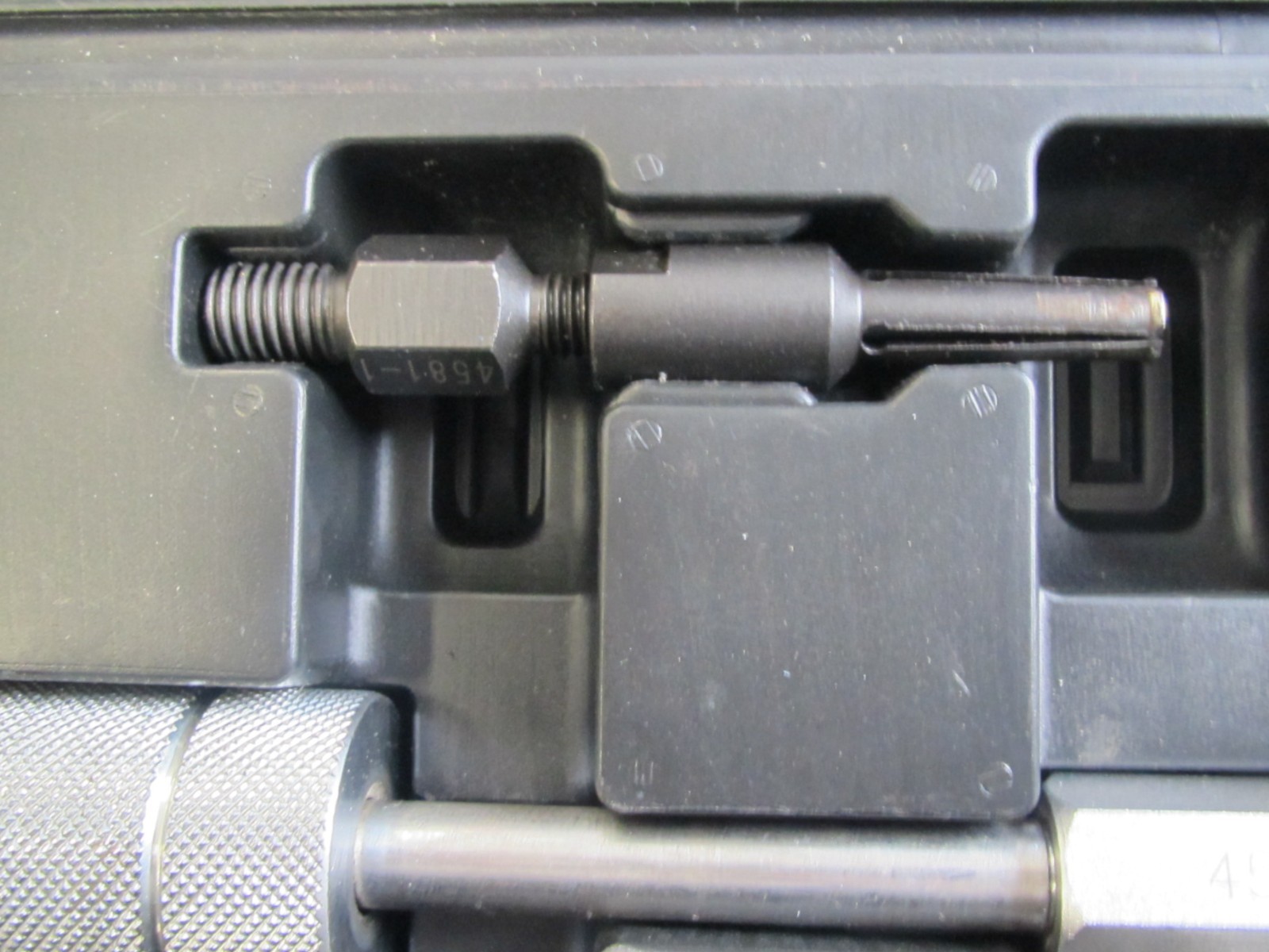 OTC Tools 4581 Stinger Blind Hole Bearing Puller Set LIGHTLY USED D