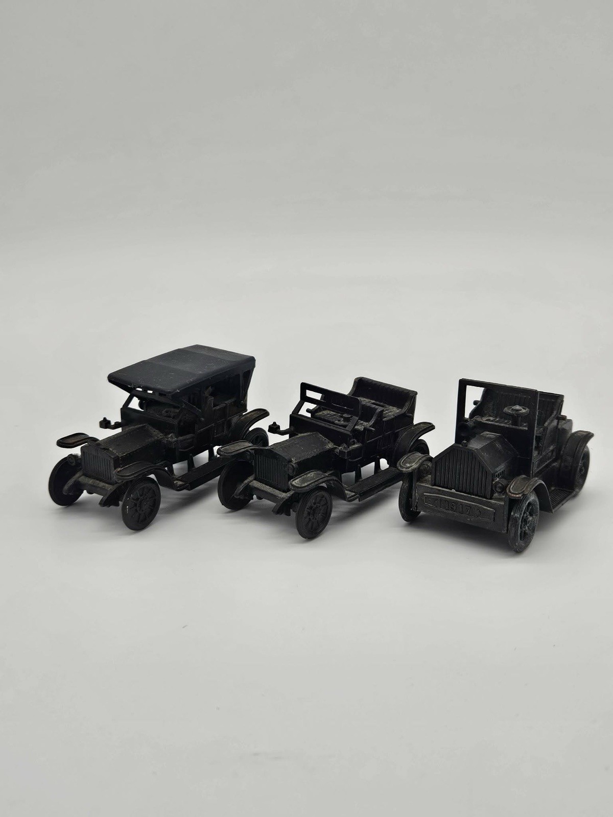 Antique Finished Die-cast Miniatures Pencil Sharpeners Lot Of 3 Antique Cars ￼