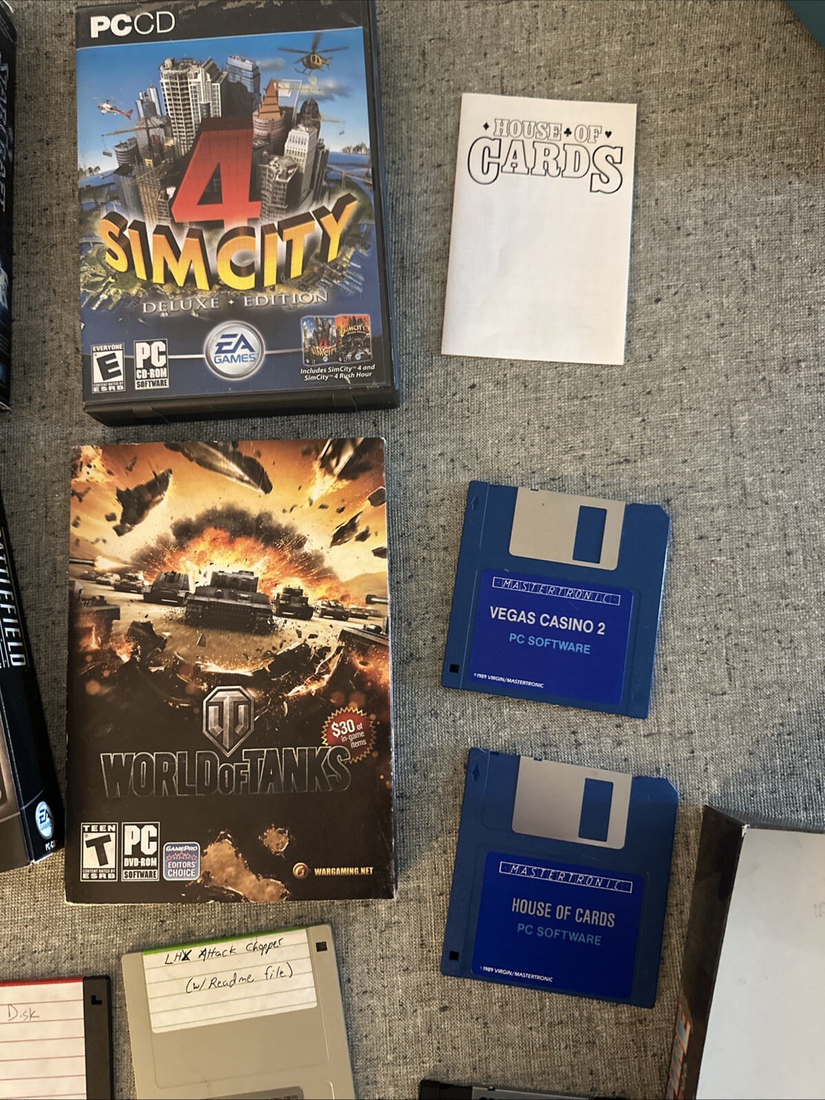 COMPUTER GAME & FLOPPY DISK LOT 5.25 3.5 Random Untested BATTLFIELD WORKD TANKS
