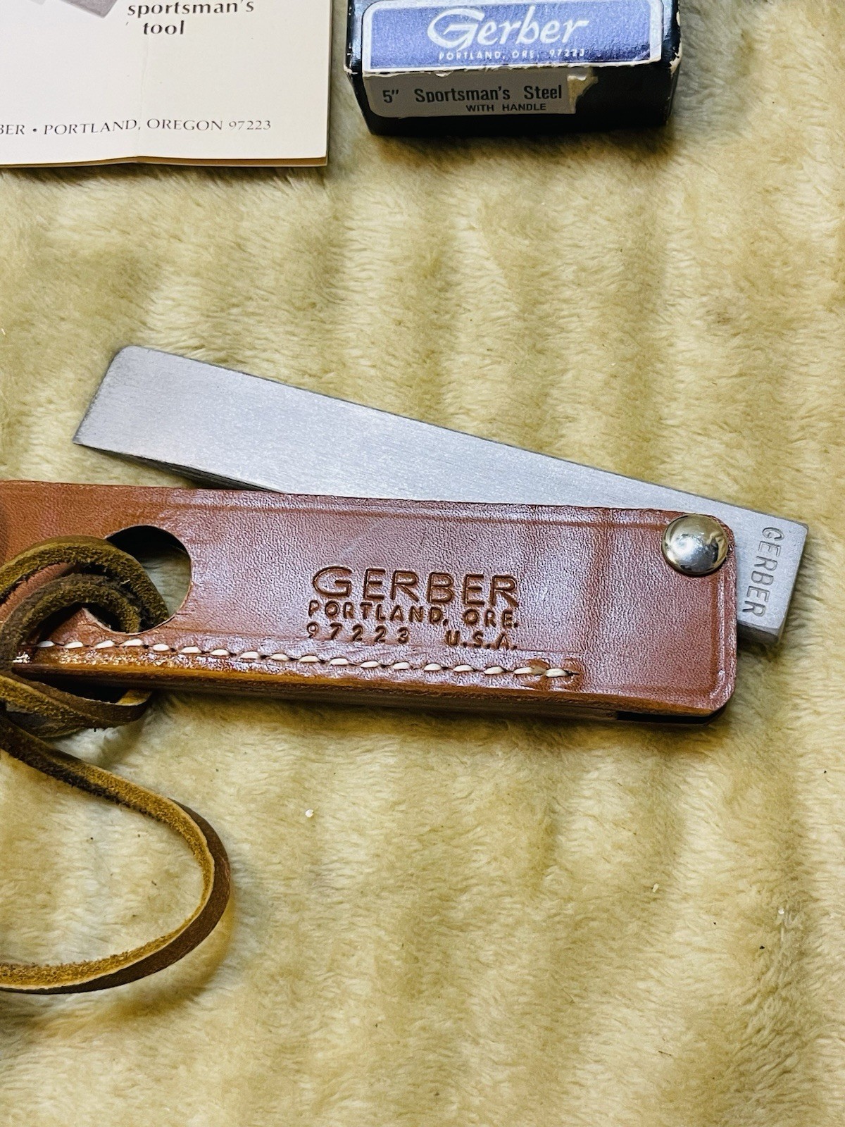 Vintage Gerber Sportsman’s Steel W/ Sheath Handle Box & Gerber 300 Quadrant Lot