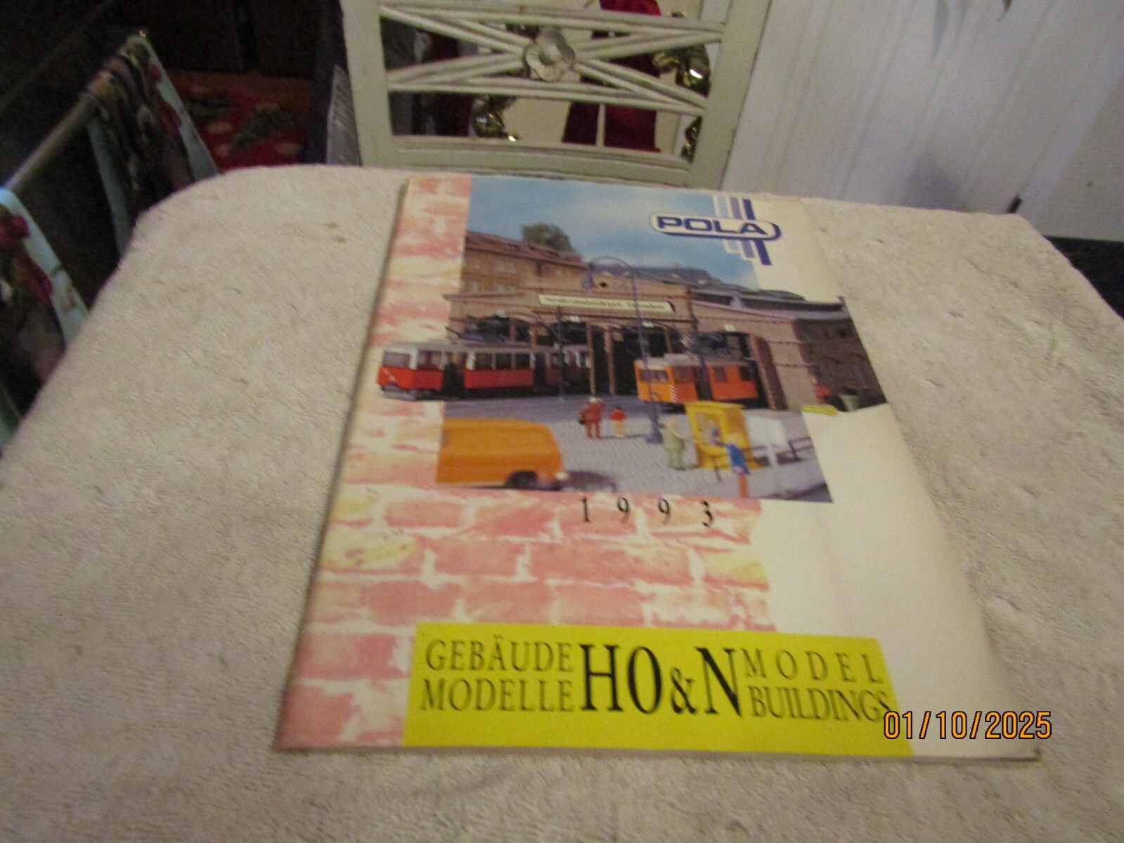 Vintage Pola 1993 HO & N Model Train Buildings Catalog Germany