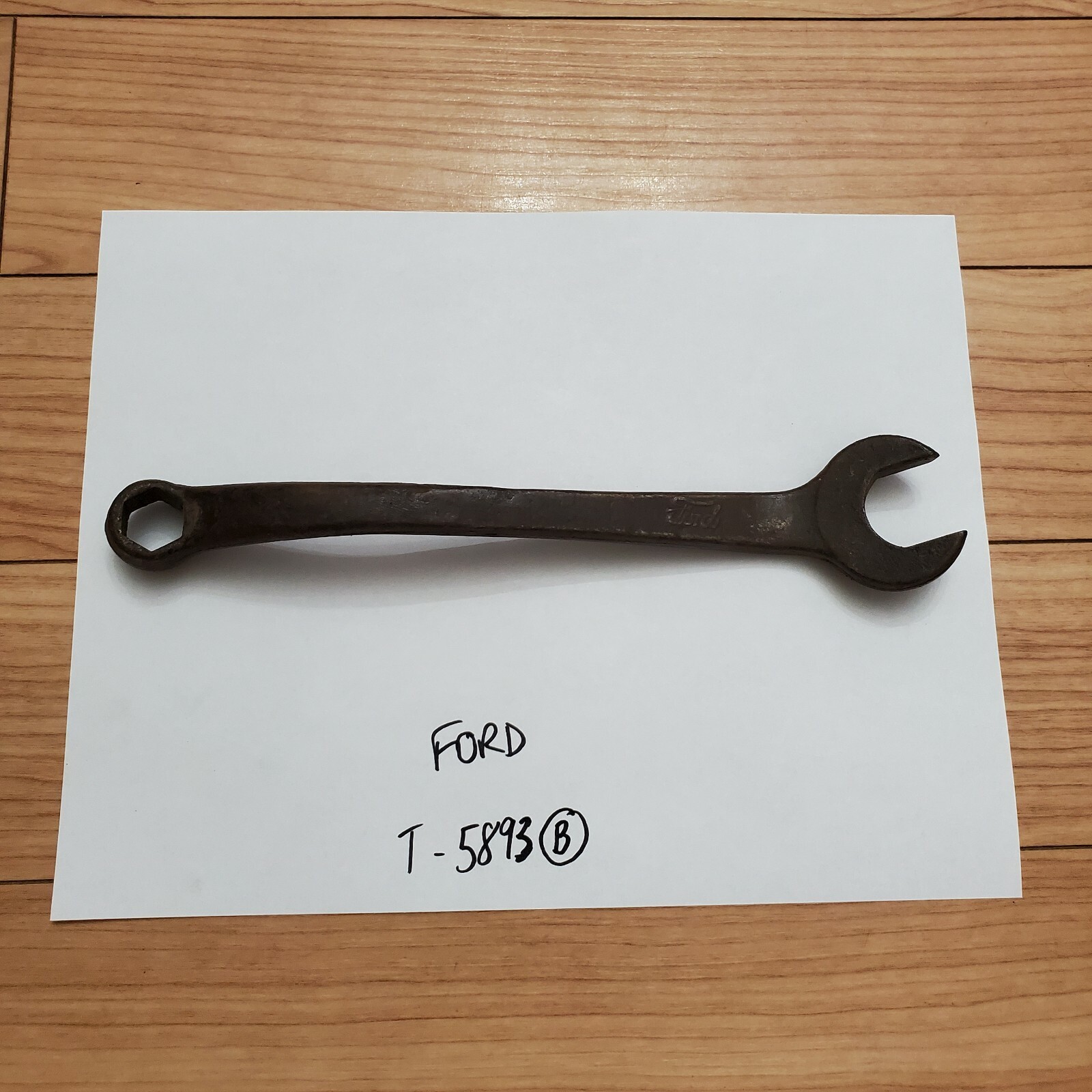 Vintage Ford Script Model T Combination Wrench T5893 B 15/16" Plug X 5/8" Lug   