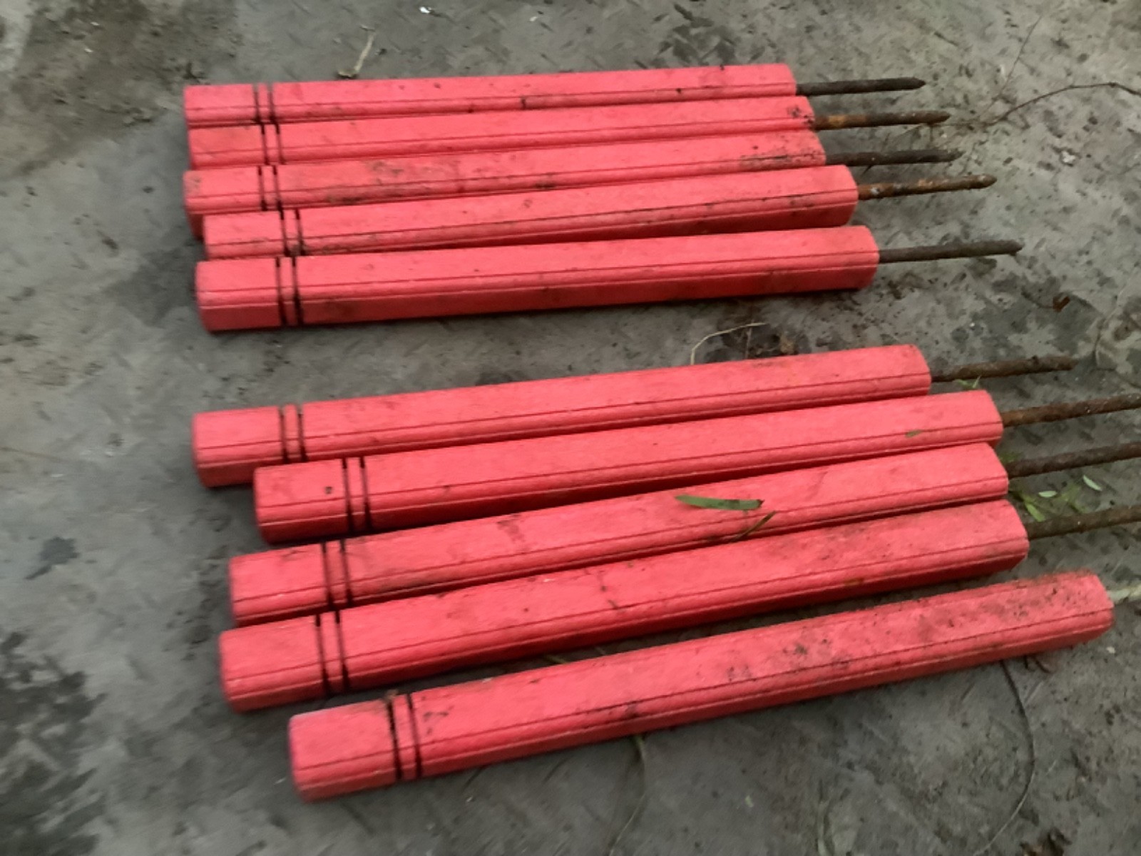 Lot of 12. 18”  Golf path marker Stake no hole Square Stake (UV Resistant) used