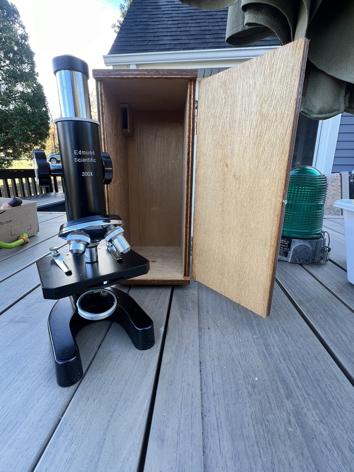 Vintage Edmund Scientific Co. 300x Microscope No. 70,008 In Wooden Case