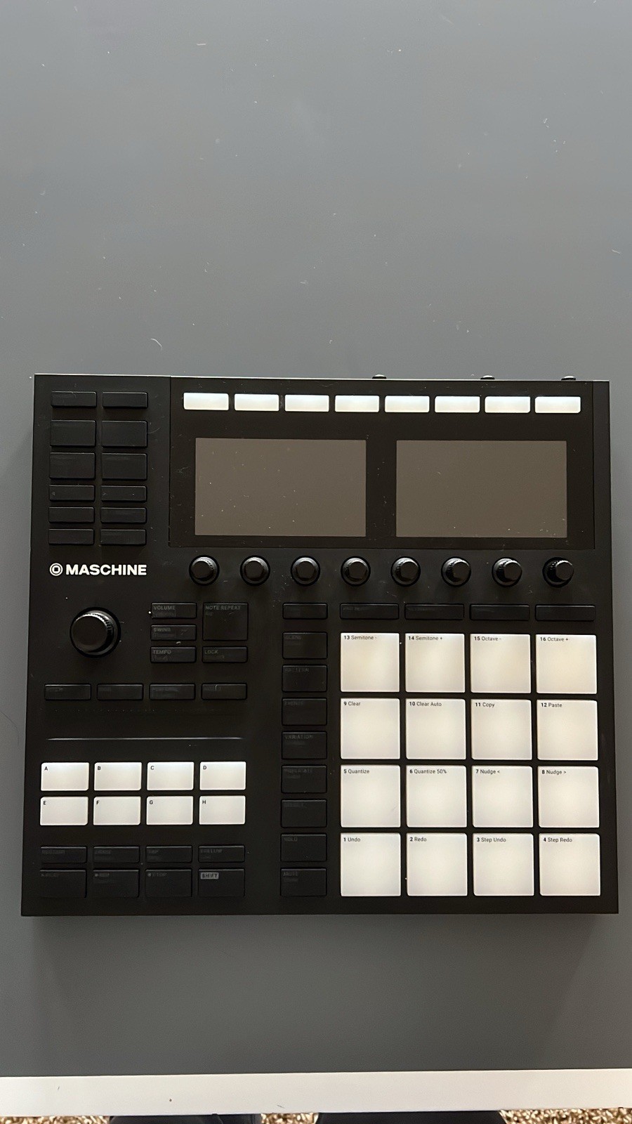 Native Instruments Maschine MK3 Sampler & Sequencer