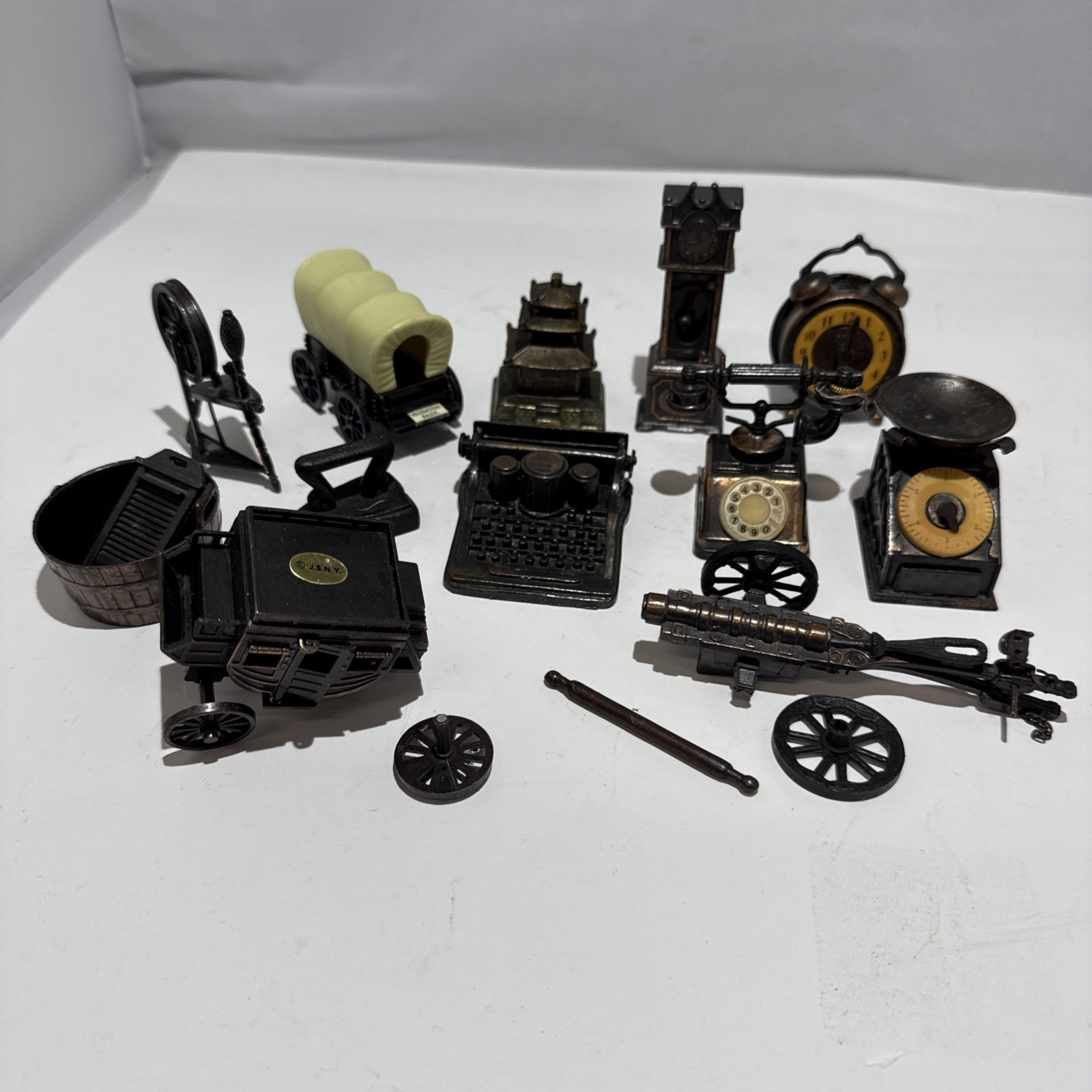VNTG Collection of 12 1970-80 Diecast Metal Miniatures