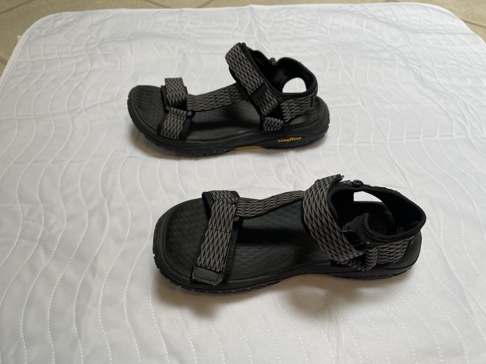 Skechers Men’s 10 Black Sandal Hook And Loop Summer Relaxed Fit Flex Foam