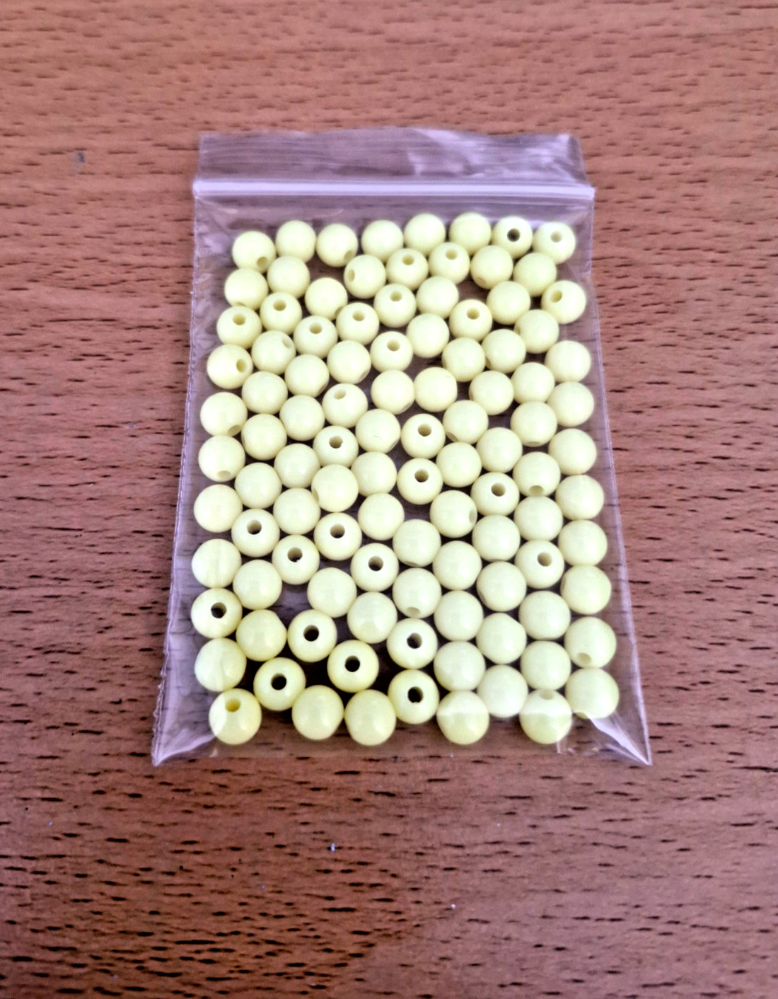 100pk 6mm Yellow fishing beads