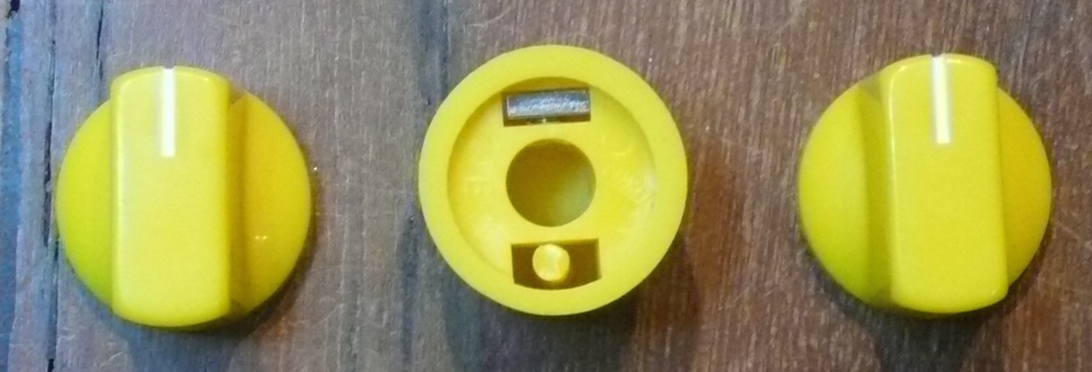 Yellow Davies 1510 Guitar Effects Pedal Set of 3 Control Knobs Fits Many Models