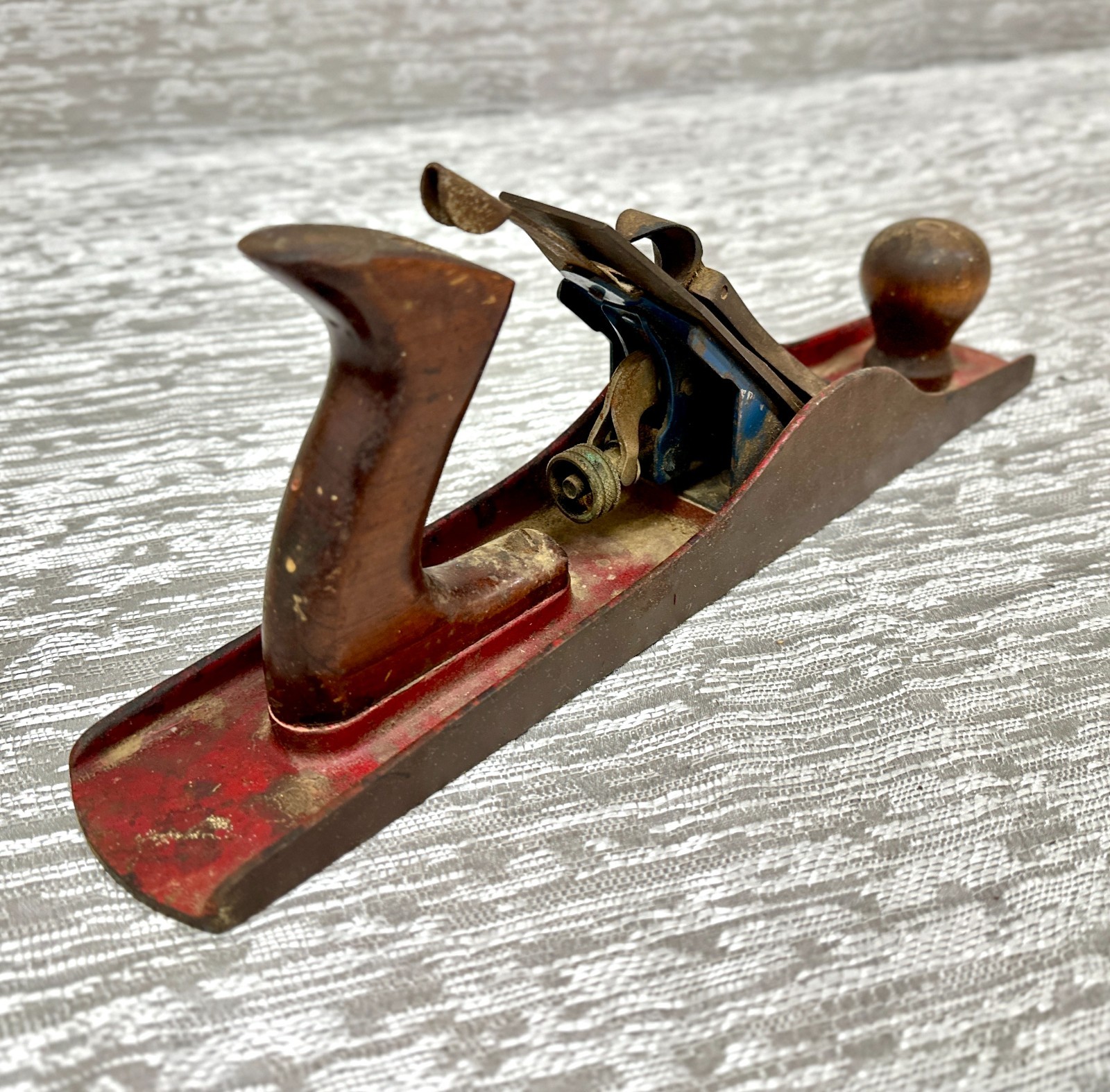Vintage 1925 - 1940 Ben Hur  13 1/2 x 2 1/2 Inch Smooth Wood Bench Plane