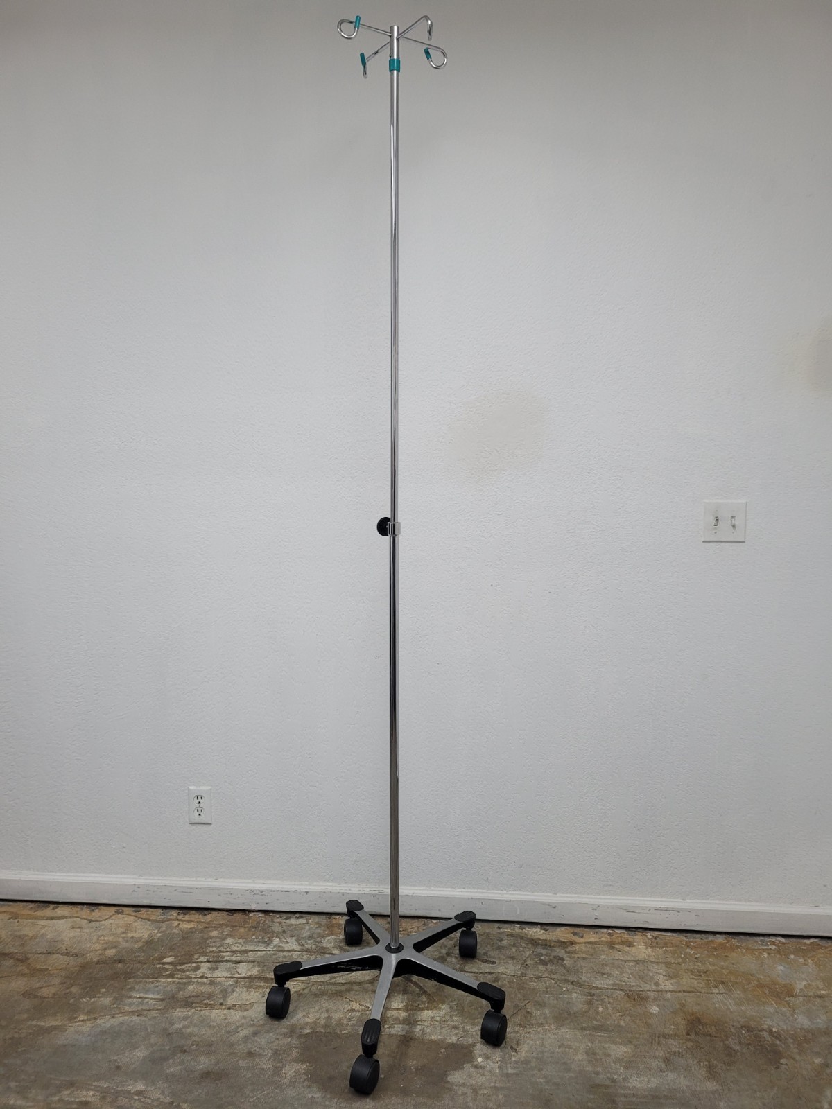 5 Leg IV Pole Stainless W/ 4 Hooks 53"-92"