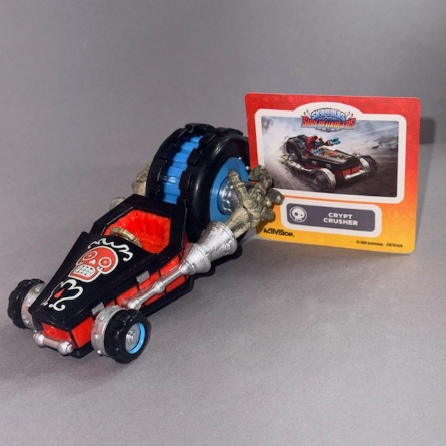 Skylanders Super Chargers Figure Crypt Crusher Vehicle Activision Series 5 X-Box